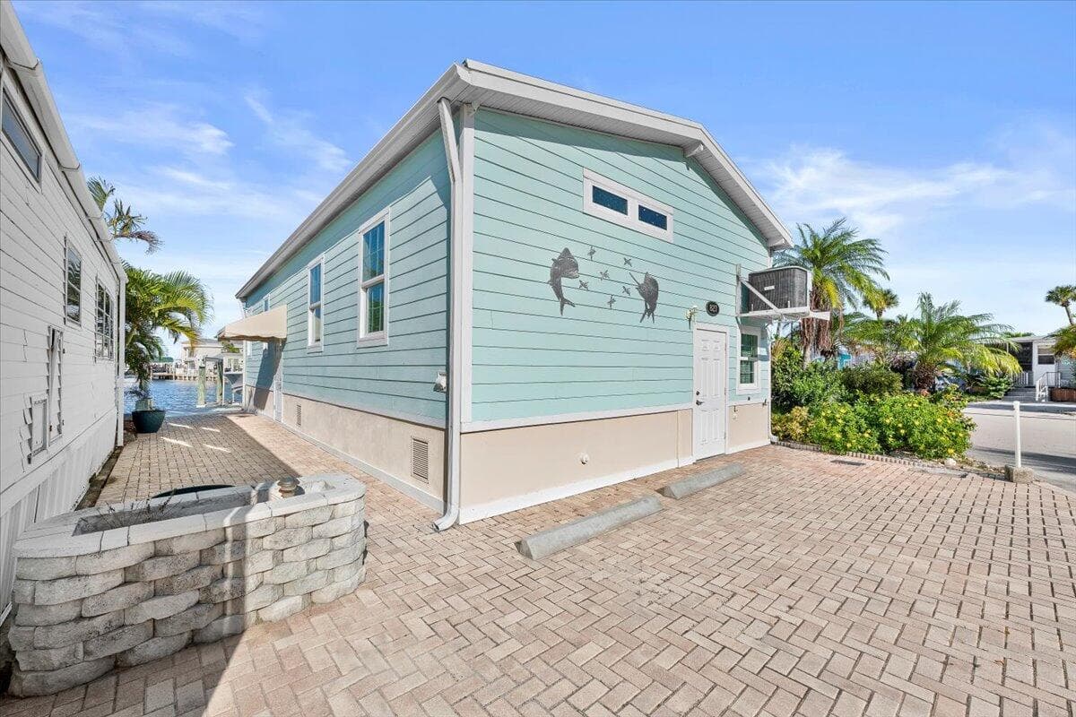 10701 S Ocean Drive 827, Jensen Beach, FL 34957 — photo 1 of 71