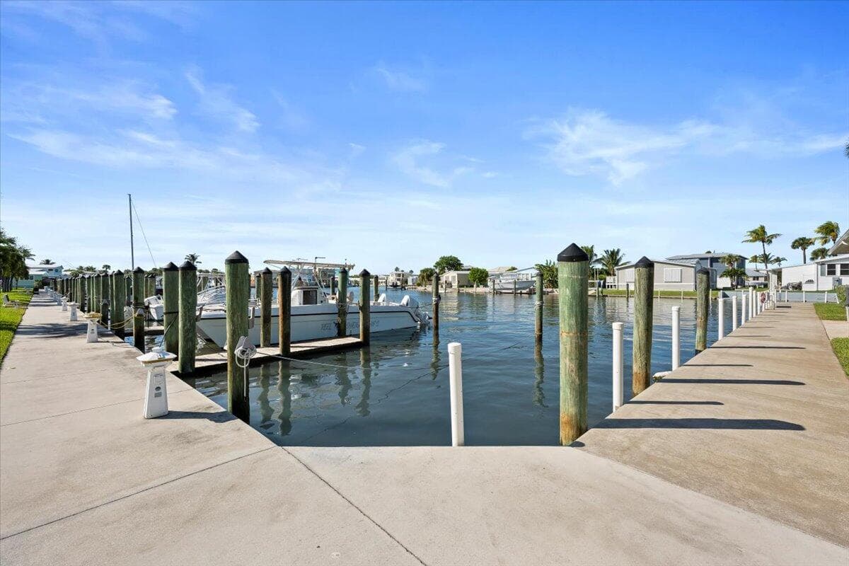 10701 S Ocean Drive 827, Jensen Beach, FL 34957 — photo 36 of 71