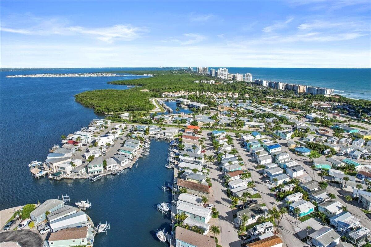 10701 S Ocean Drive 827, Jensen Beach, FL 34957 — photo 46 of 71