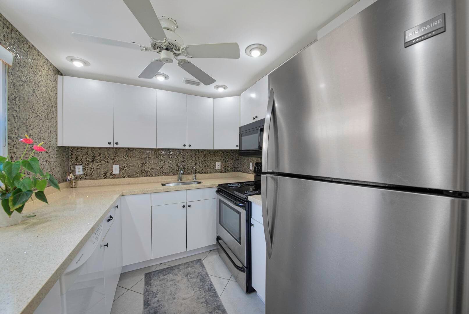308 Brittany G, Delray Beach, FL 33446 — photo 7 of 31