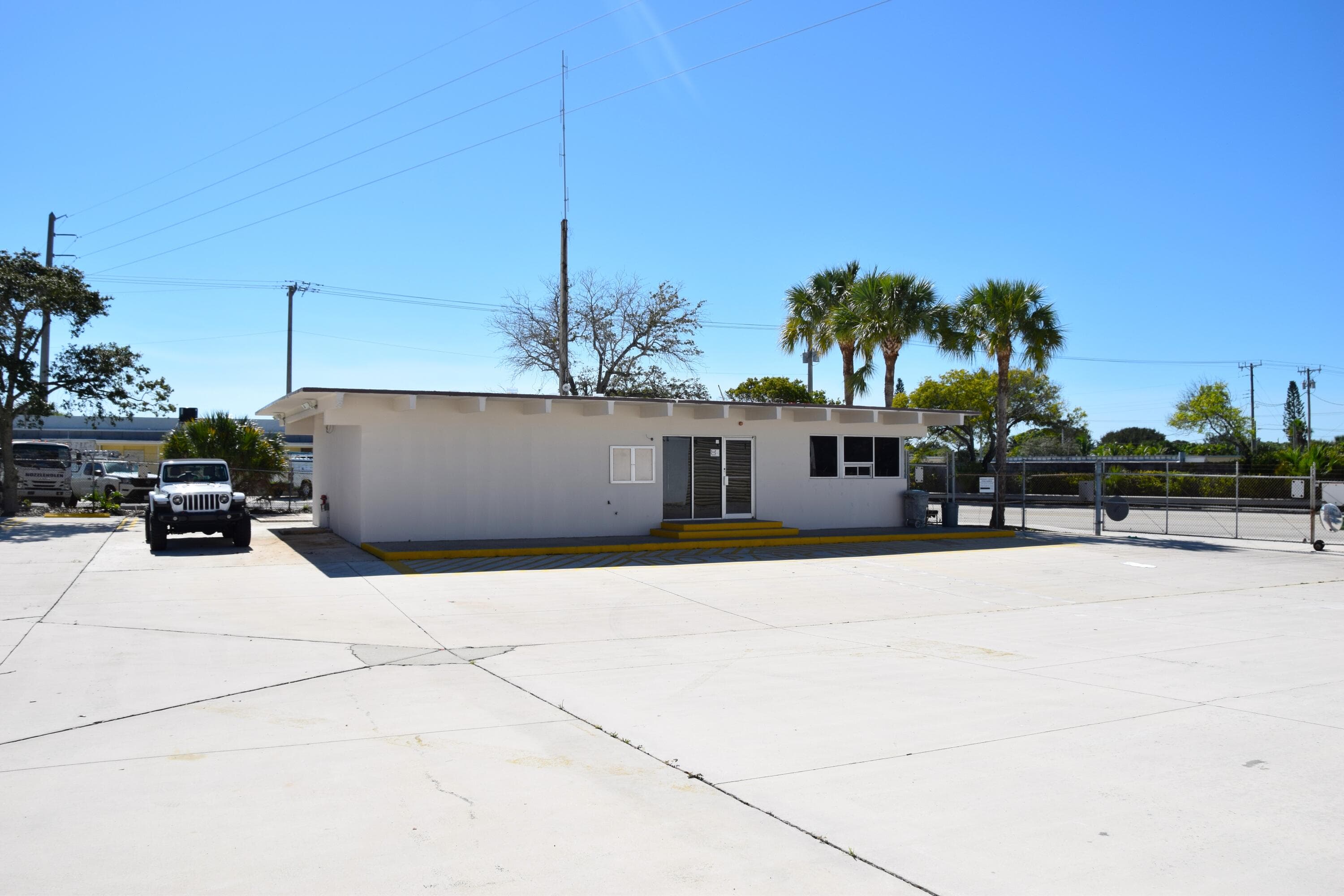 281 Old Dixie Highway, Tequesta, FL 33469 — photo 8 of 10