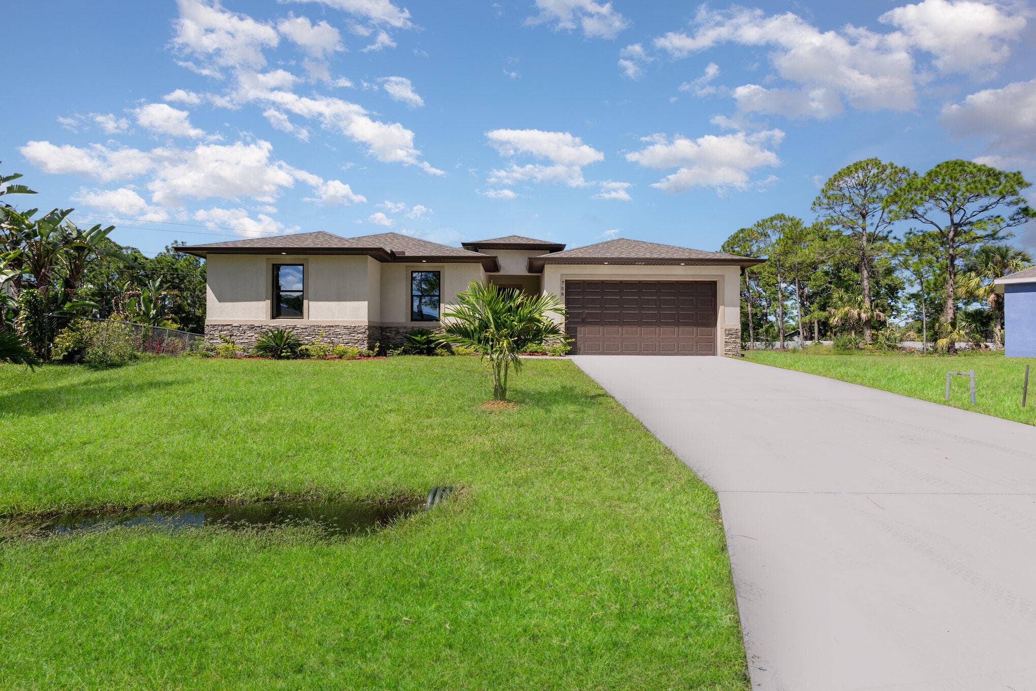 1041 Wesberry Street SE, Palm Bay, FL 32909 — photo 2 of 37