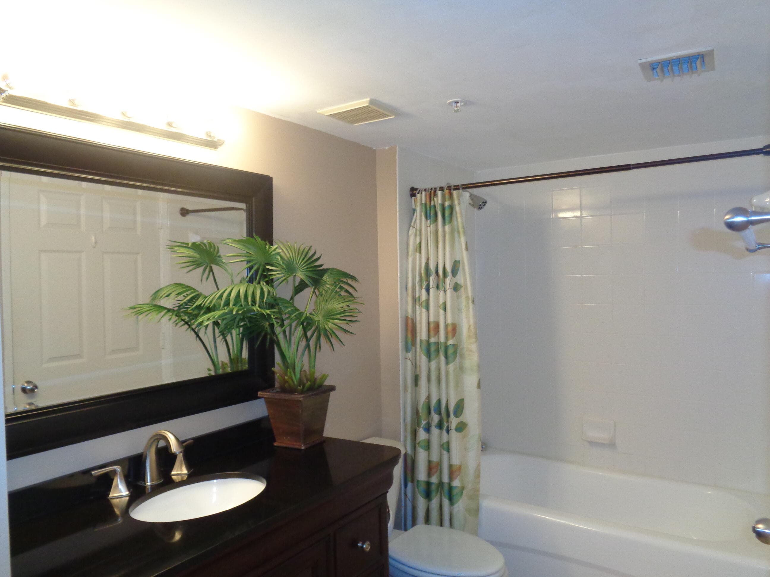 1650 N 42nd Circle 206, Vero Beach, FL 32967 — photo 24 of 54