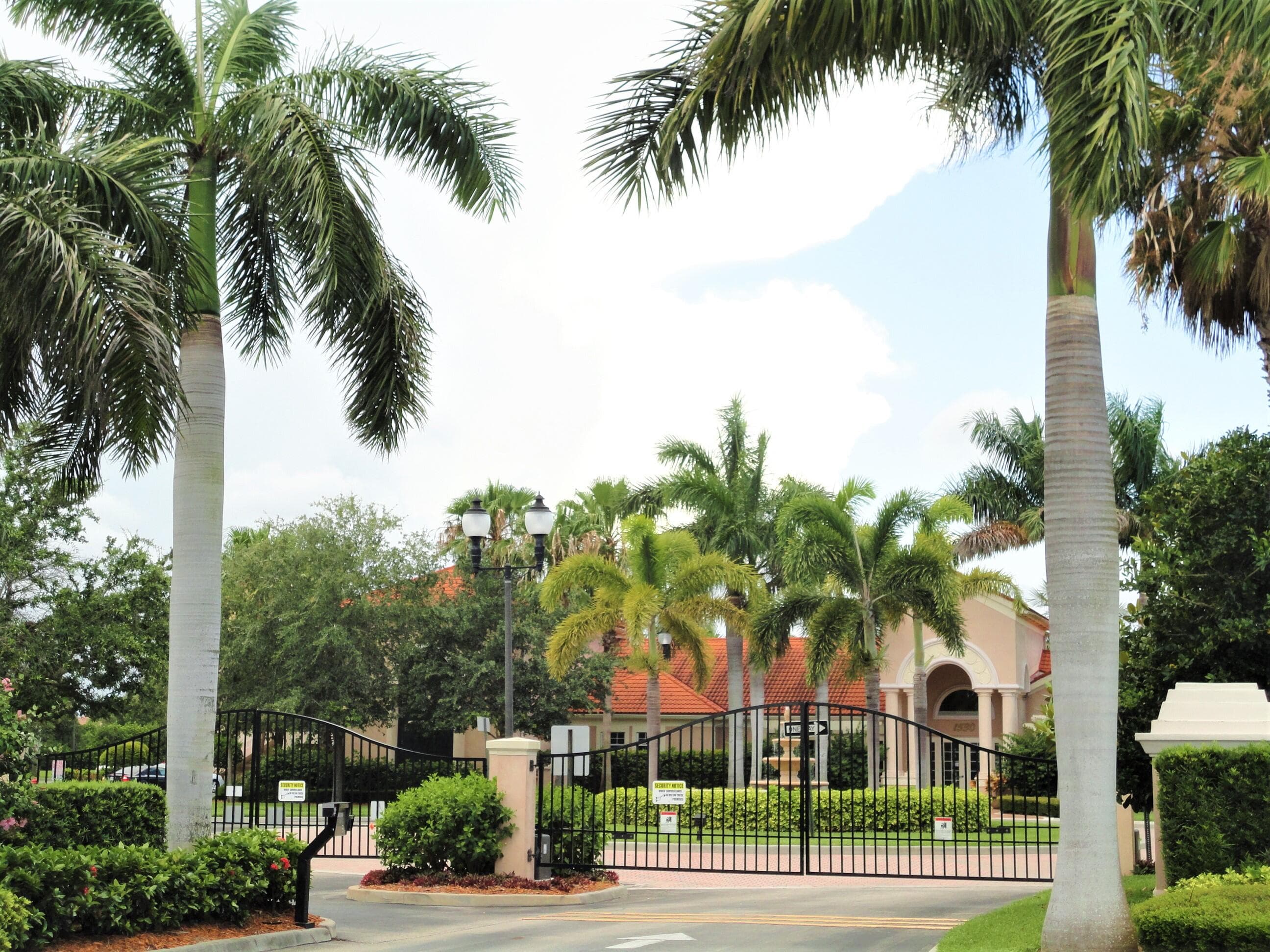 1650 N 42nd Circle 206, Vero Beach, FL 32967 — photo 31 of 54