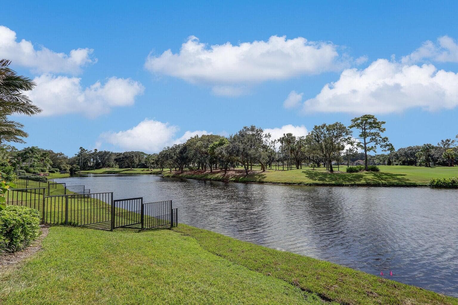 13315 Provence Drive, Palm Beach Gardens, FL 33410 — photo 4 of 35