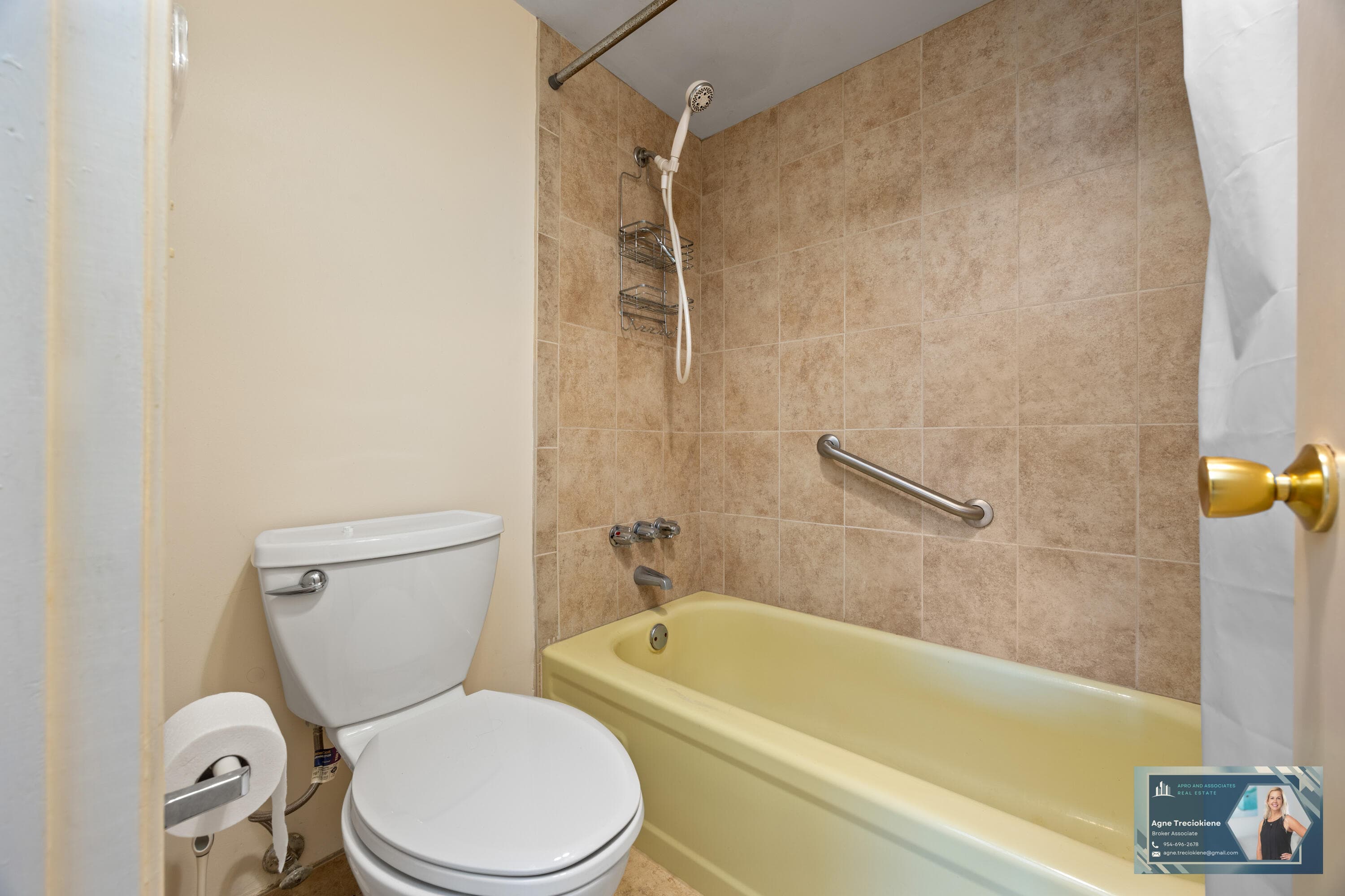 300 Diplomat Parkway 607, Hallandale Beach, FL 33009 — photo 24 of 45