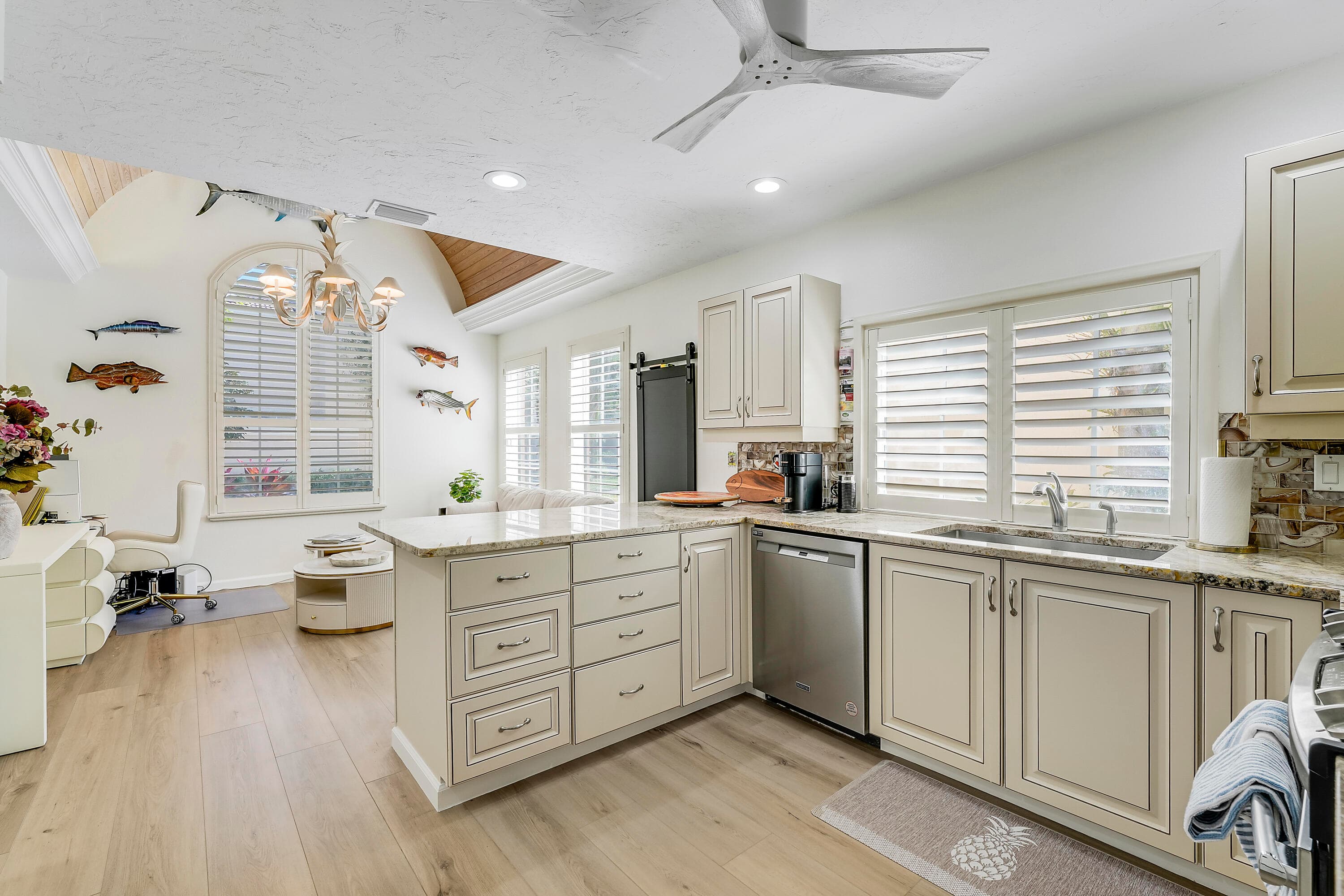 26 Via Aurelia, Palm Beach Gardens, FL 33418 — photo 14 of 41