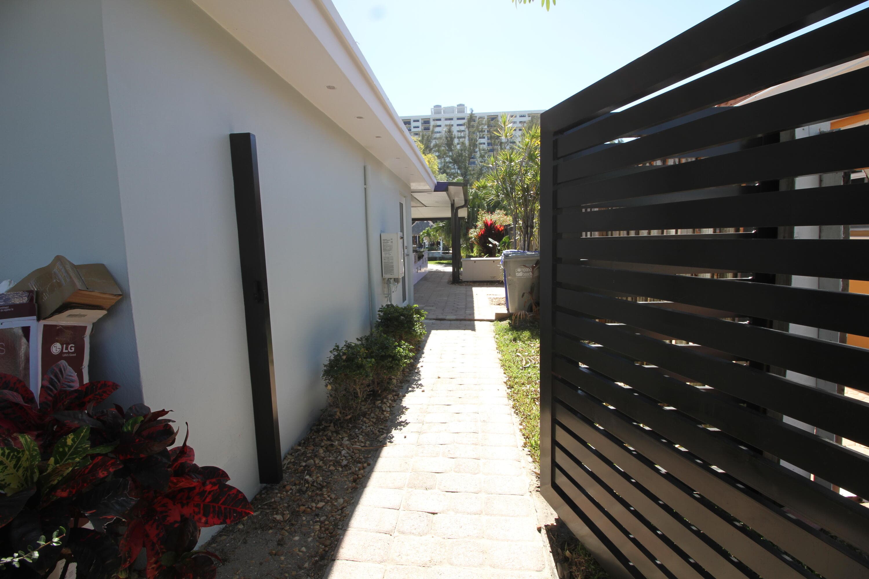 2548 SE 14th Street E 2548 Se 14th St, Pompano Beach, FL 33062 — photo 45 of 131