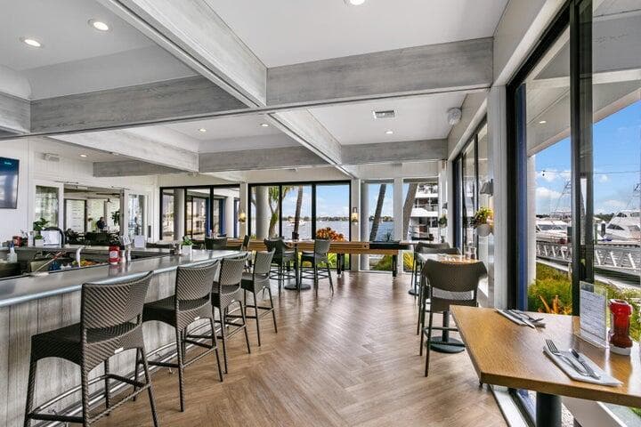 136 Lakeshore Drive 1010, North Palm Beach, FL 33408 — photo 9 of 10