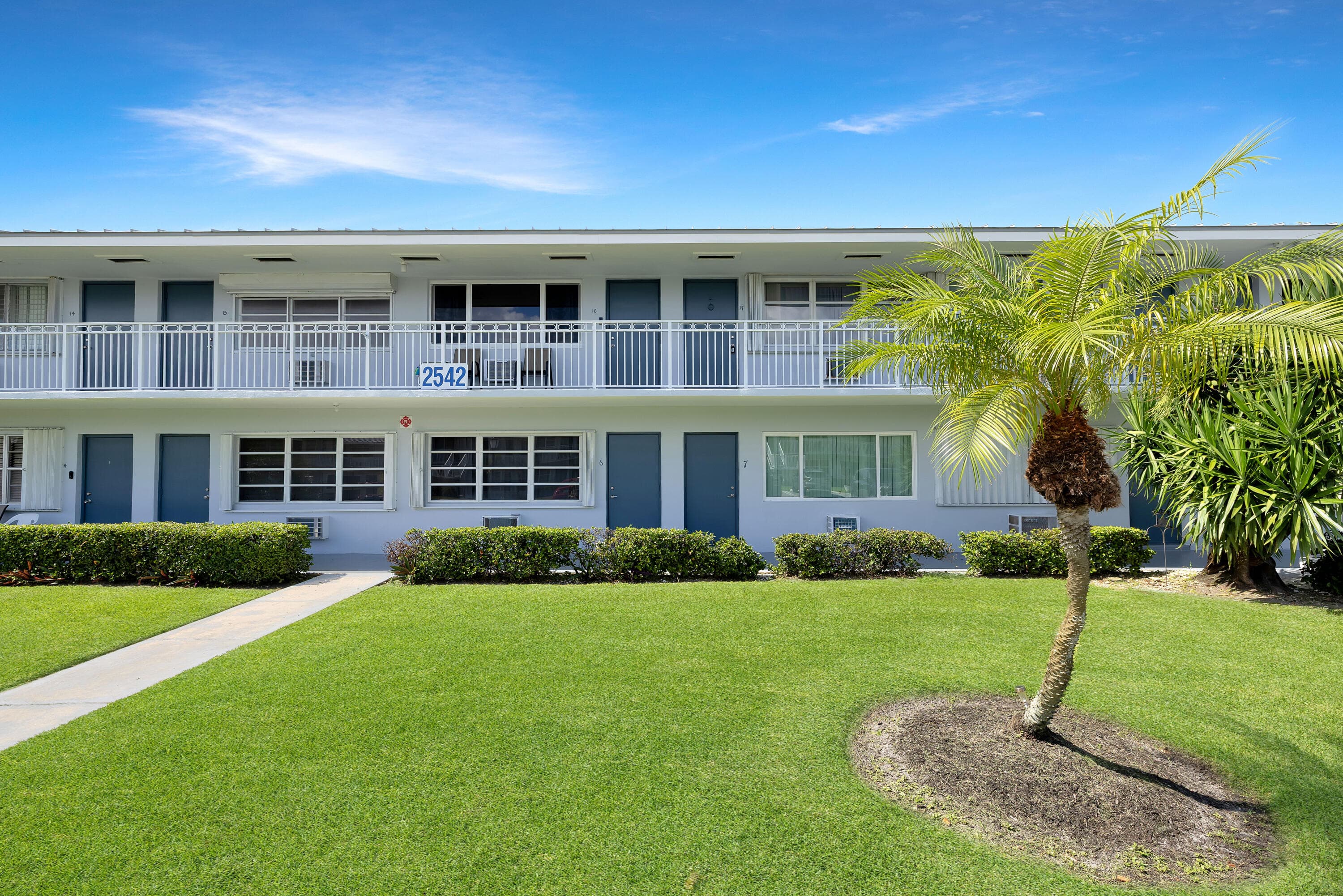 2542 S Federal Highway 17, Boynton Beach, FL 33435 — photo 2 of 25