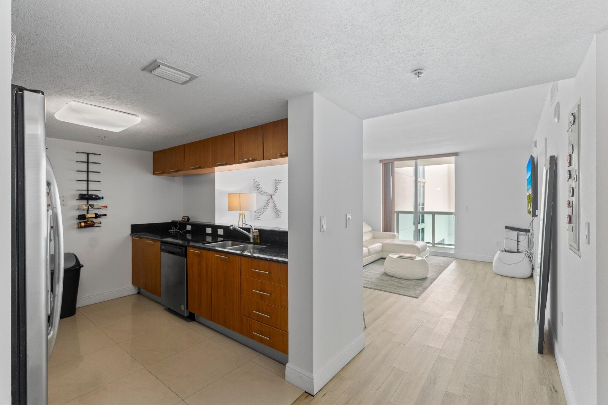 1800 N Bayshore Drive 3802, Miami, FL 33132 — photo 7 of 54