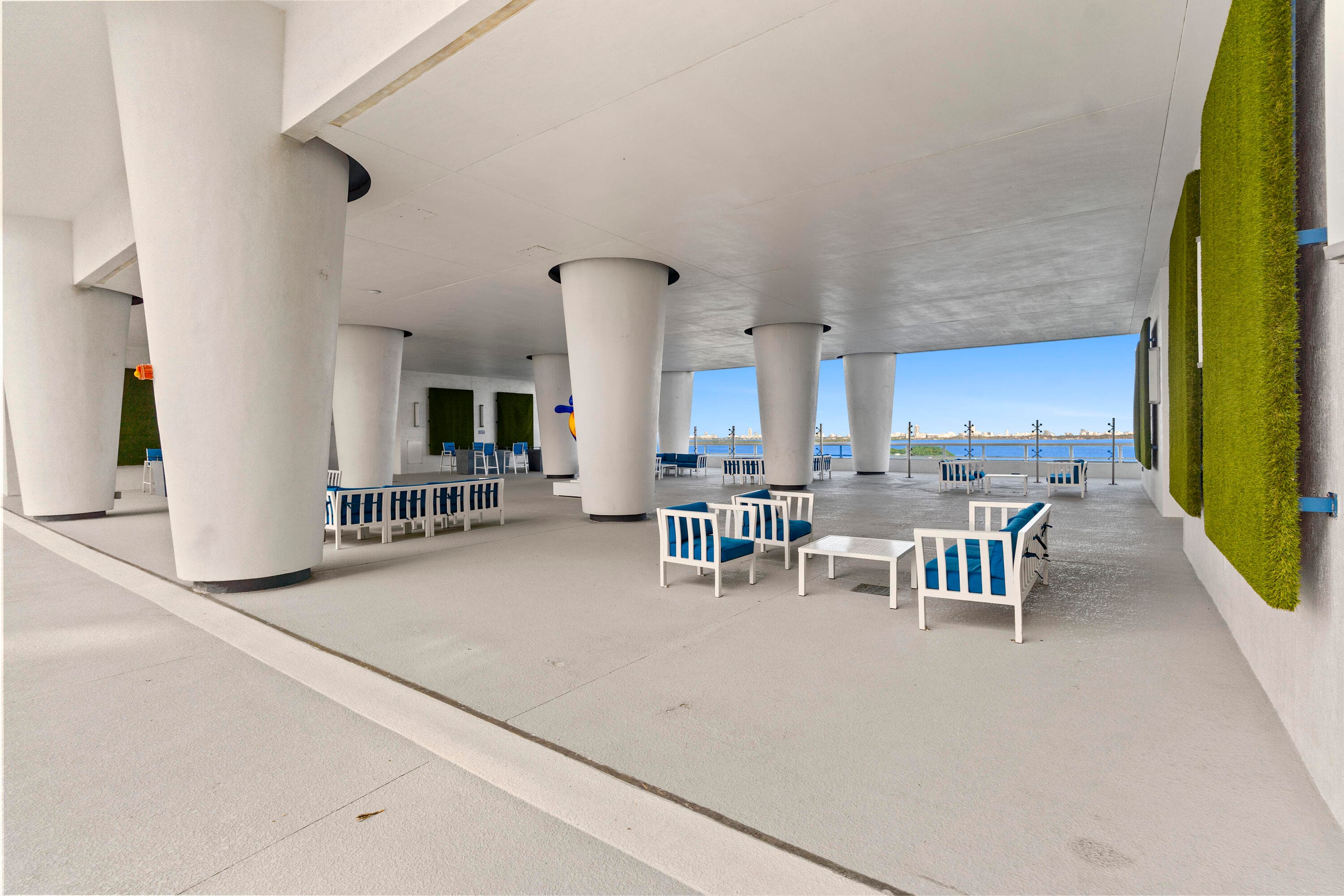 1800 N Bayshore Drive 3802, Miami, FL 33132 — photo 40 of 54