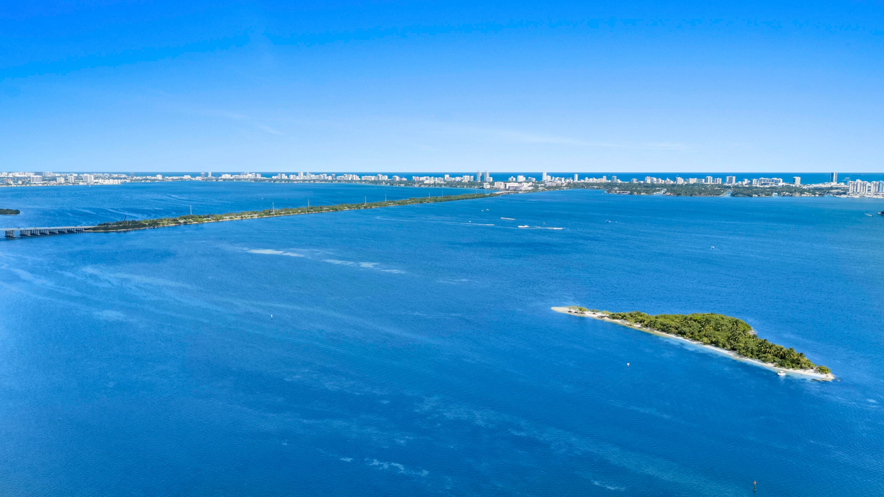 1800 N Bayshore Drive 3802, Miami, FL 33132 — photo 50 of 54