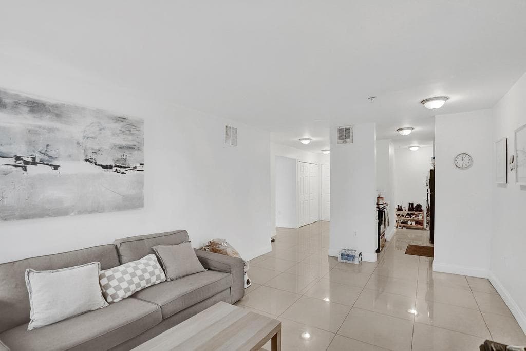 2311 N Congress Avenue 11, Boynton Beach, FL 33426 — photo 10 of 29