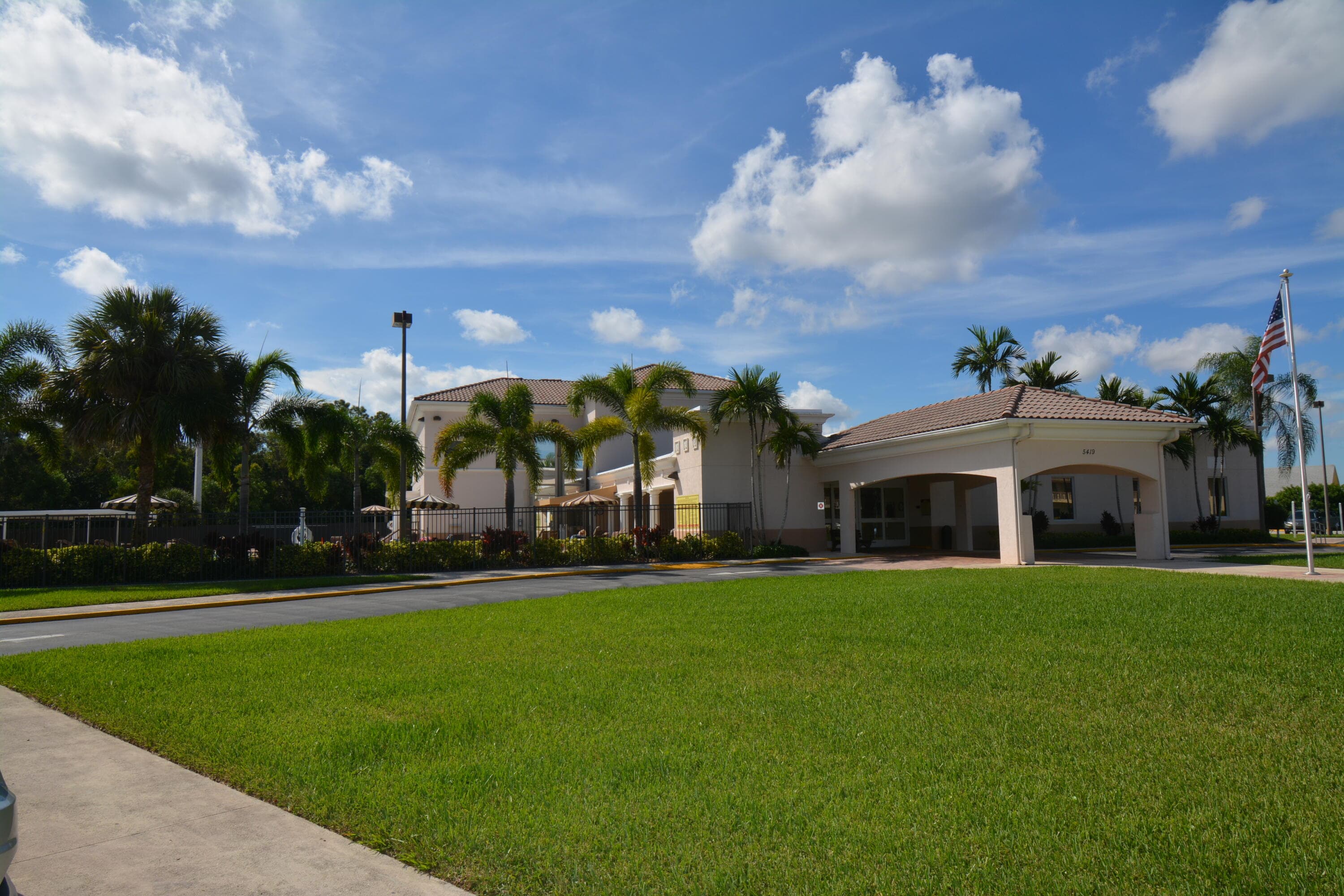 89 Canterbury D, West Palm Beach, FL 33417 — photo 23 of 34
