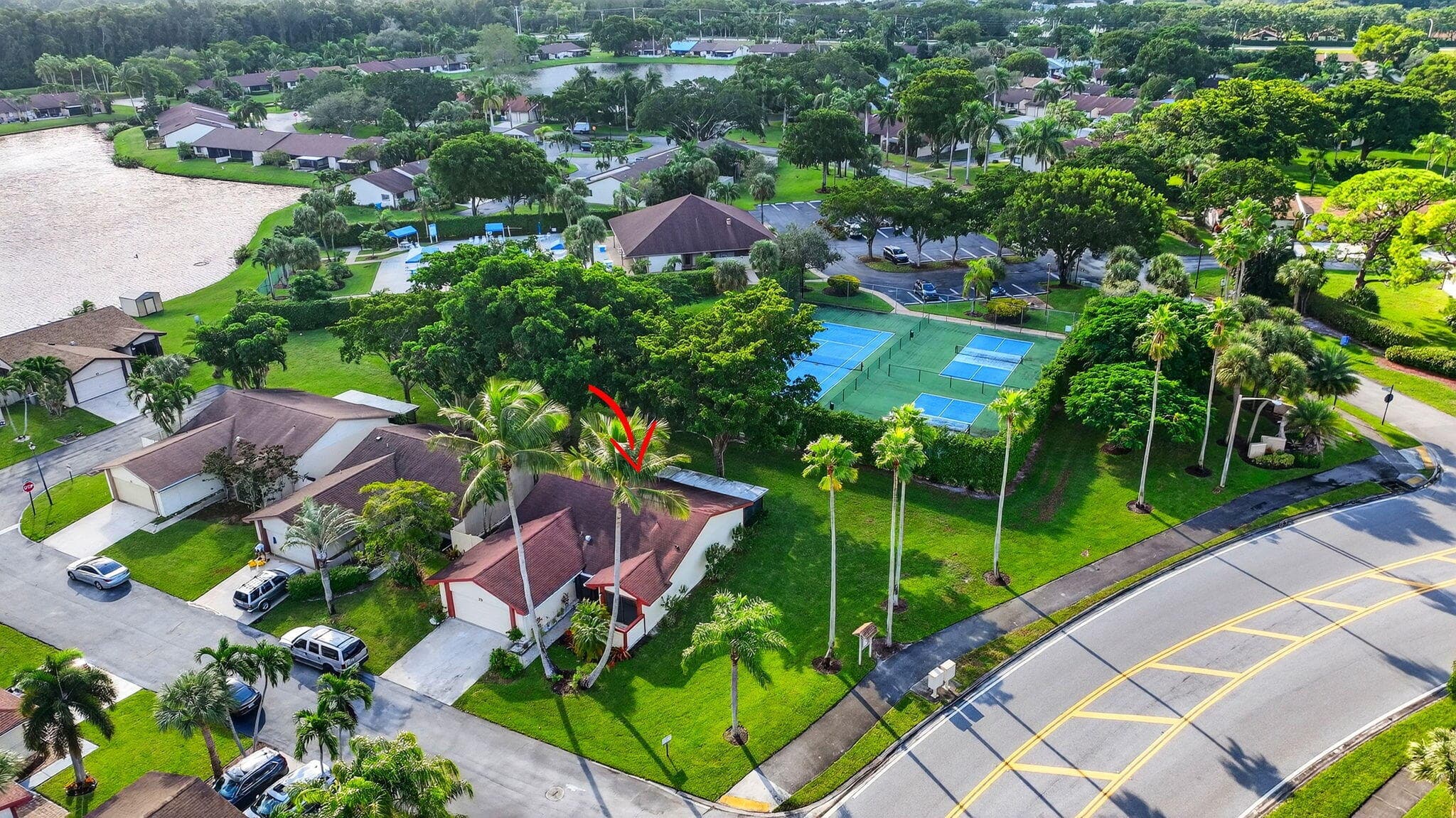 29 Fawlkland Circle, Boynton Beach, FL 33426 — photo 1 of 24