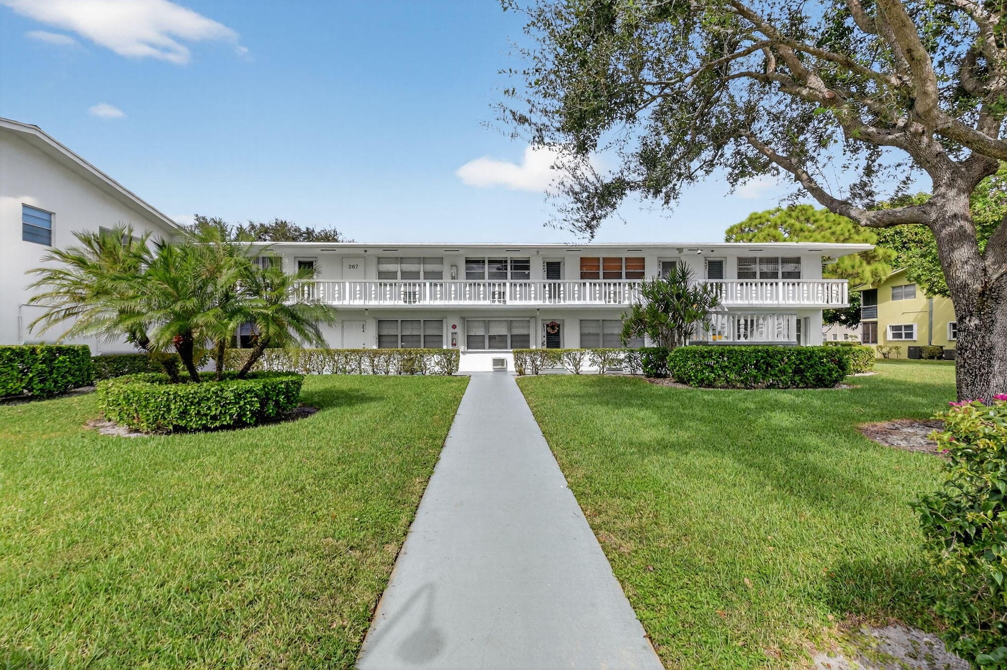 265 Windsor L, West Palm Beach, FL 33417 — photo 1 of 41