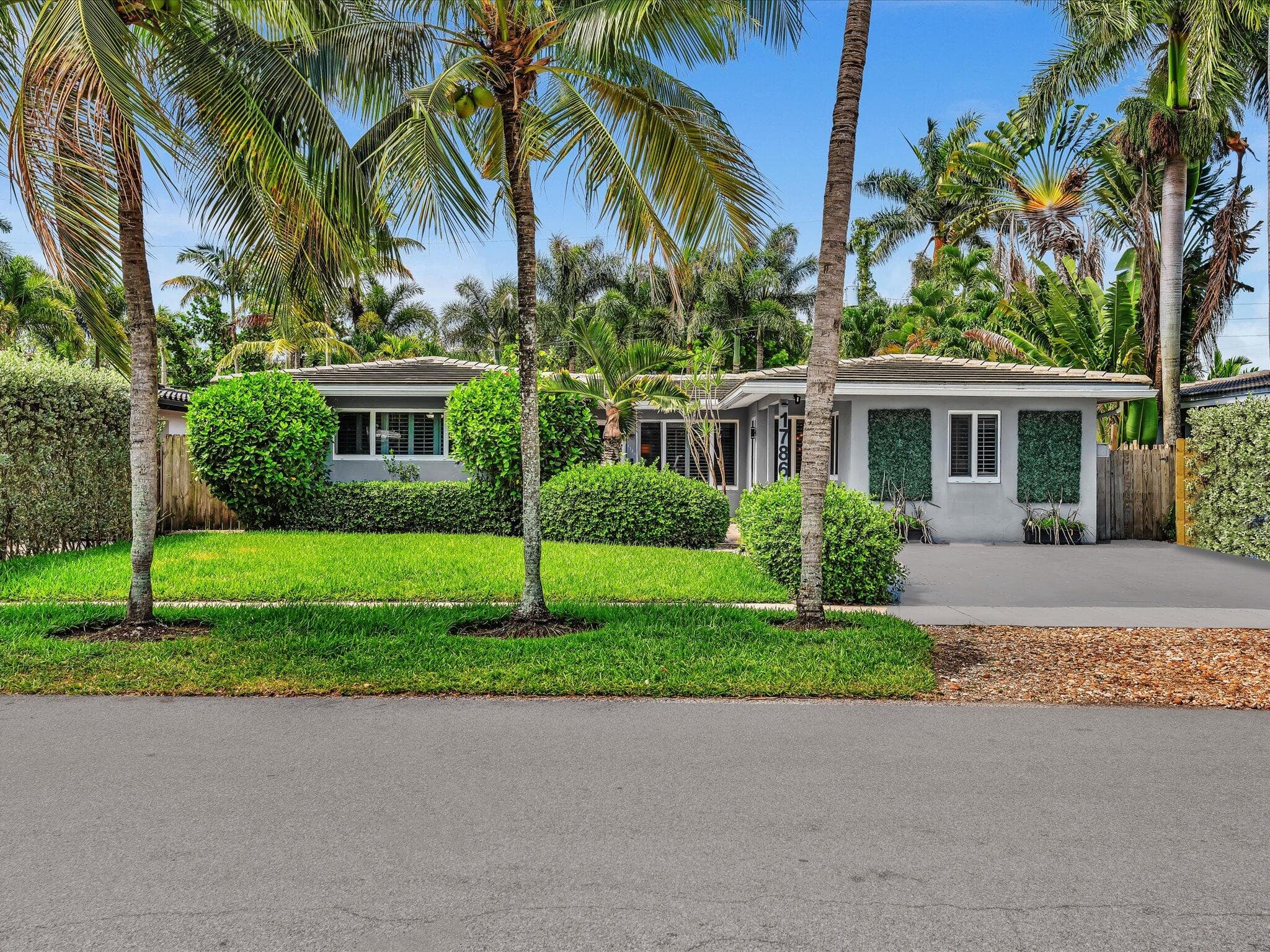 1786 NE 21st Street, Fort Lauderdale, FL 33305 — photo 1 of 27