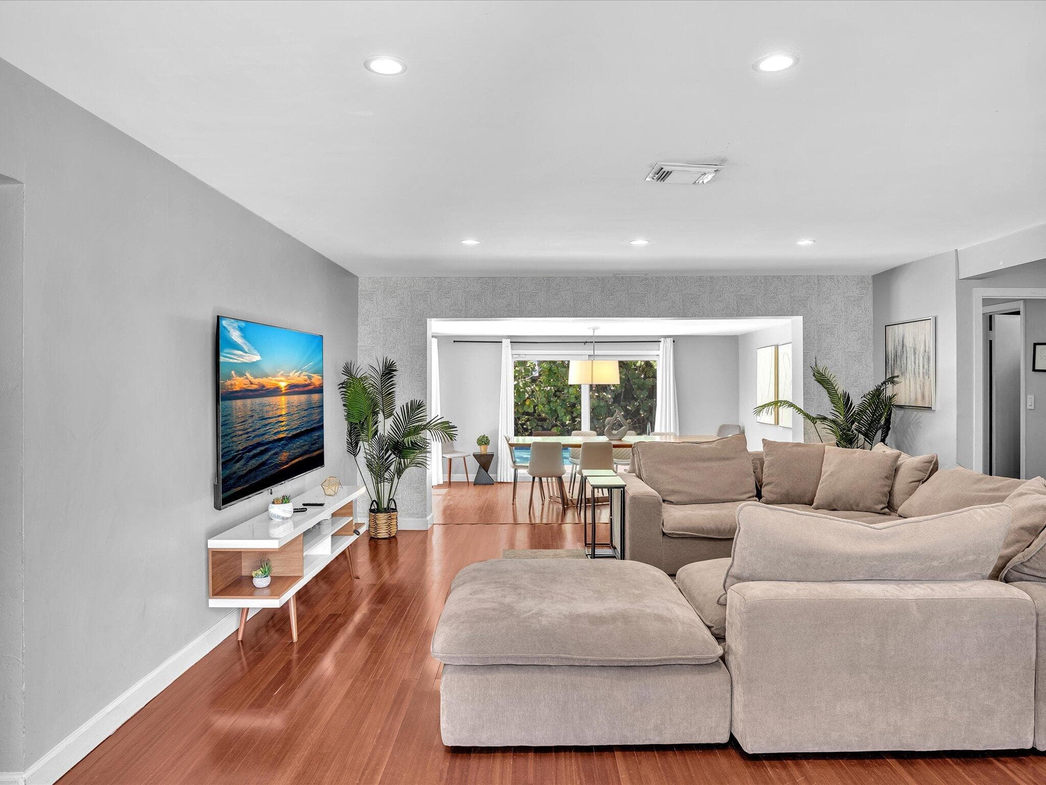 1786 NE 21st Street, Fort Lauderdale, FL 33305 — photo 4 of 27