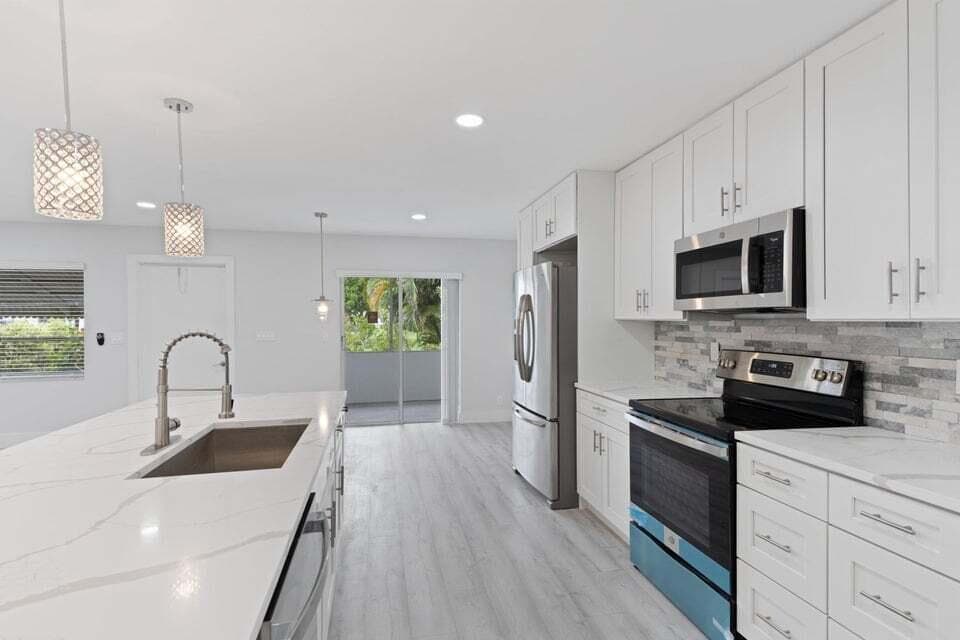 5036 Alfred Drive, West Palm Beach, FL 33417 — photo 8 of 20