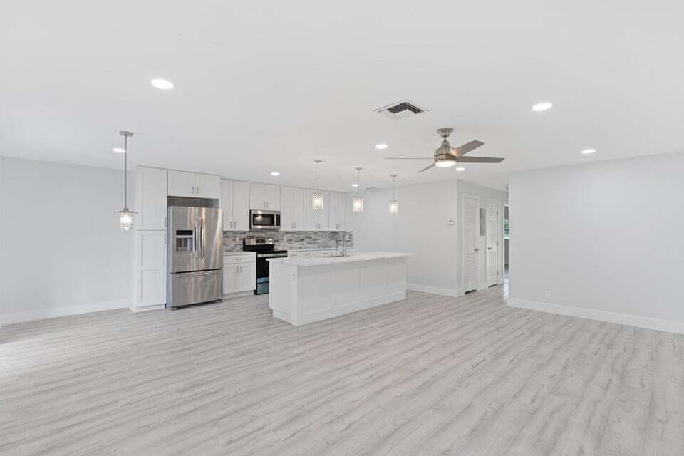 5036 Alfred Drive, West Palm Beach, FL 33417 — photo 7 of 20