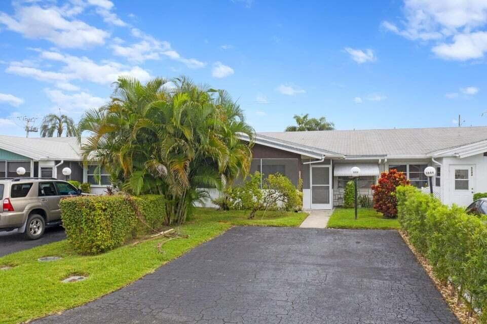 5036 Alfred Drive, West Palm Beach, FL 33417 — photo 2 of 20