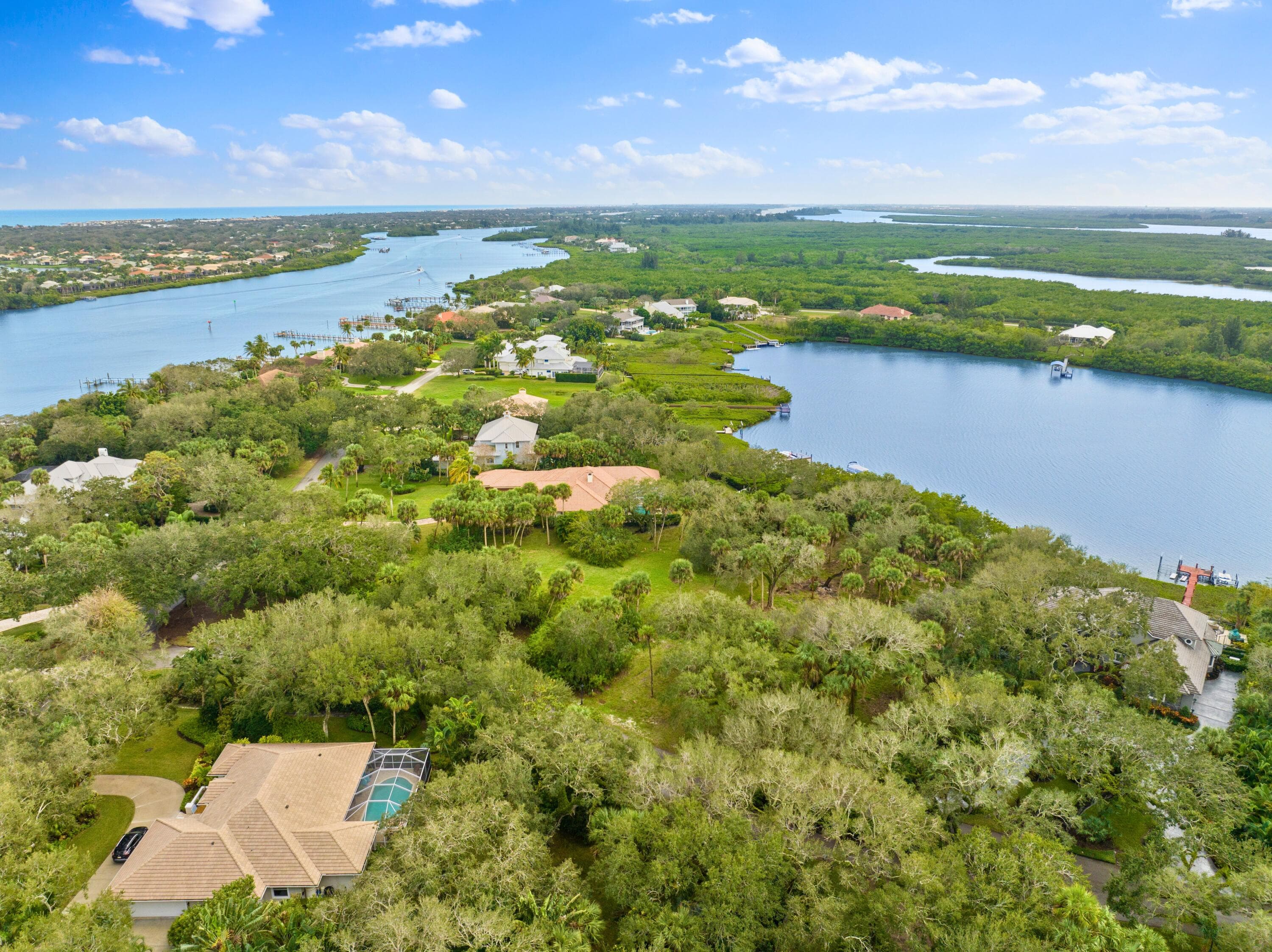 2545 Riverview Court, Vero Beach, FL 32963 — photo 6 of 10