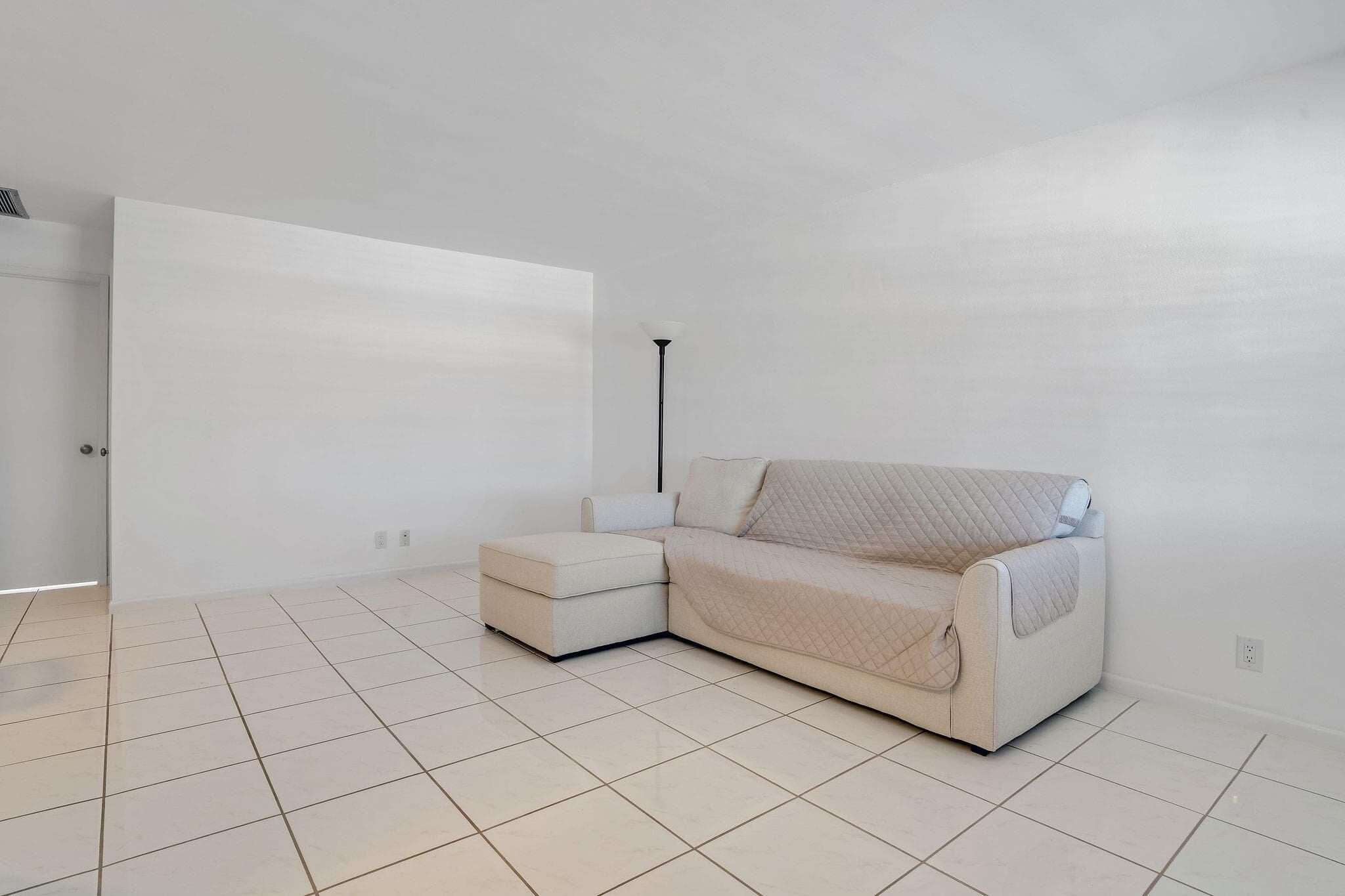 2050 NE 39th Street E307, Lighthouse Point, FL 33064 — photo 18 of 42