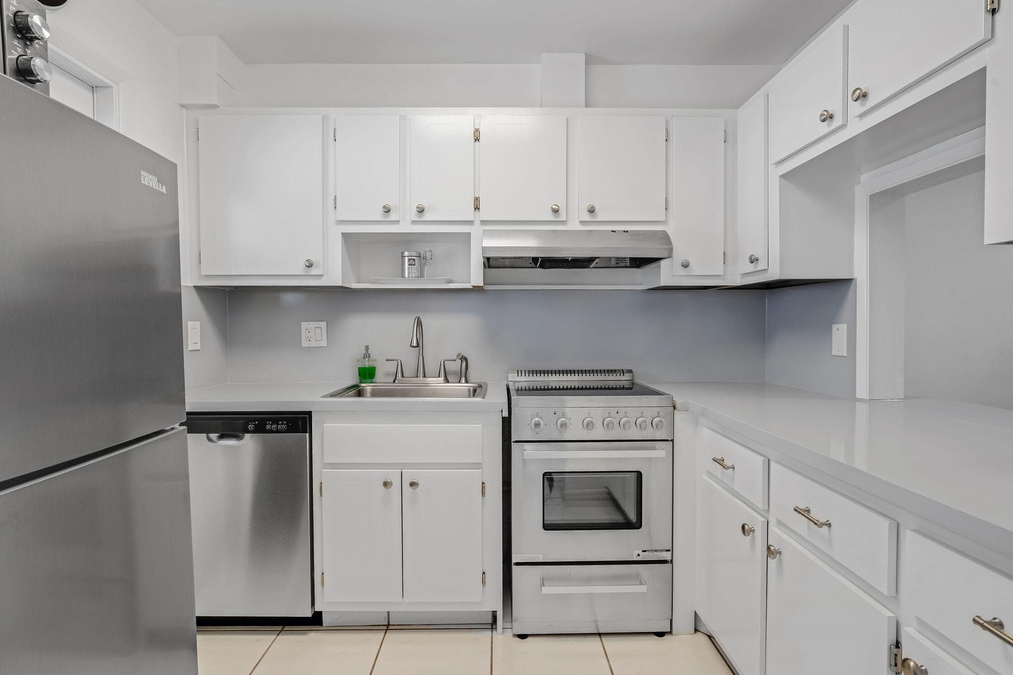 2050 NE 39th Street E307, Lighthouse Point, FL 33064 — photo 3 of 42