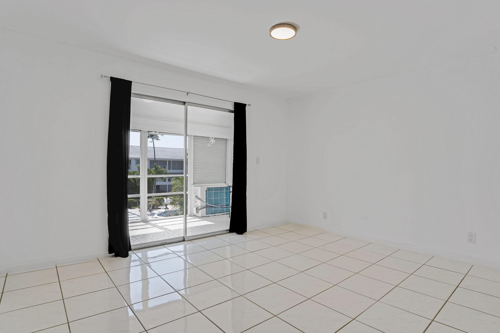 2050 NE 39th Street E307, Lighthouse Point, FL 33064 — photo 17 of 42