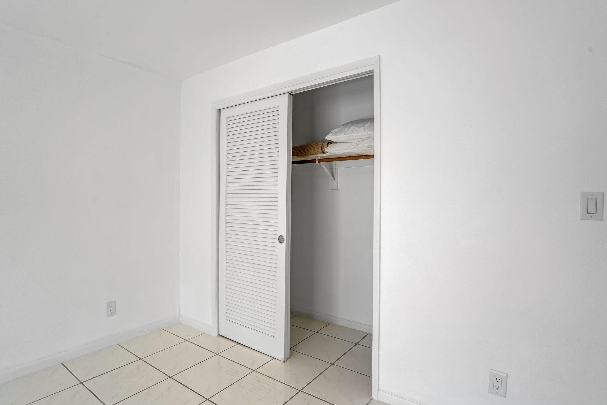 2050 NE 39th Street E307, Lighthouse Point, FL 33064 — photo 24 of 42
