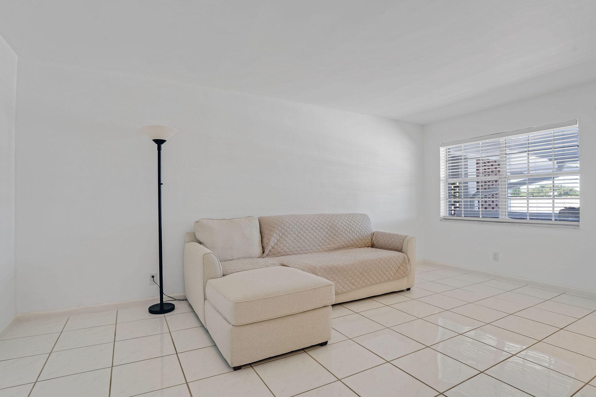 2050 NE 39th Street E307, Lighthouse Point, FL 33064 — photo 20 of 42