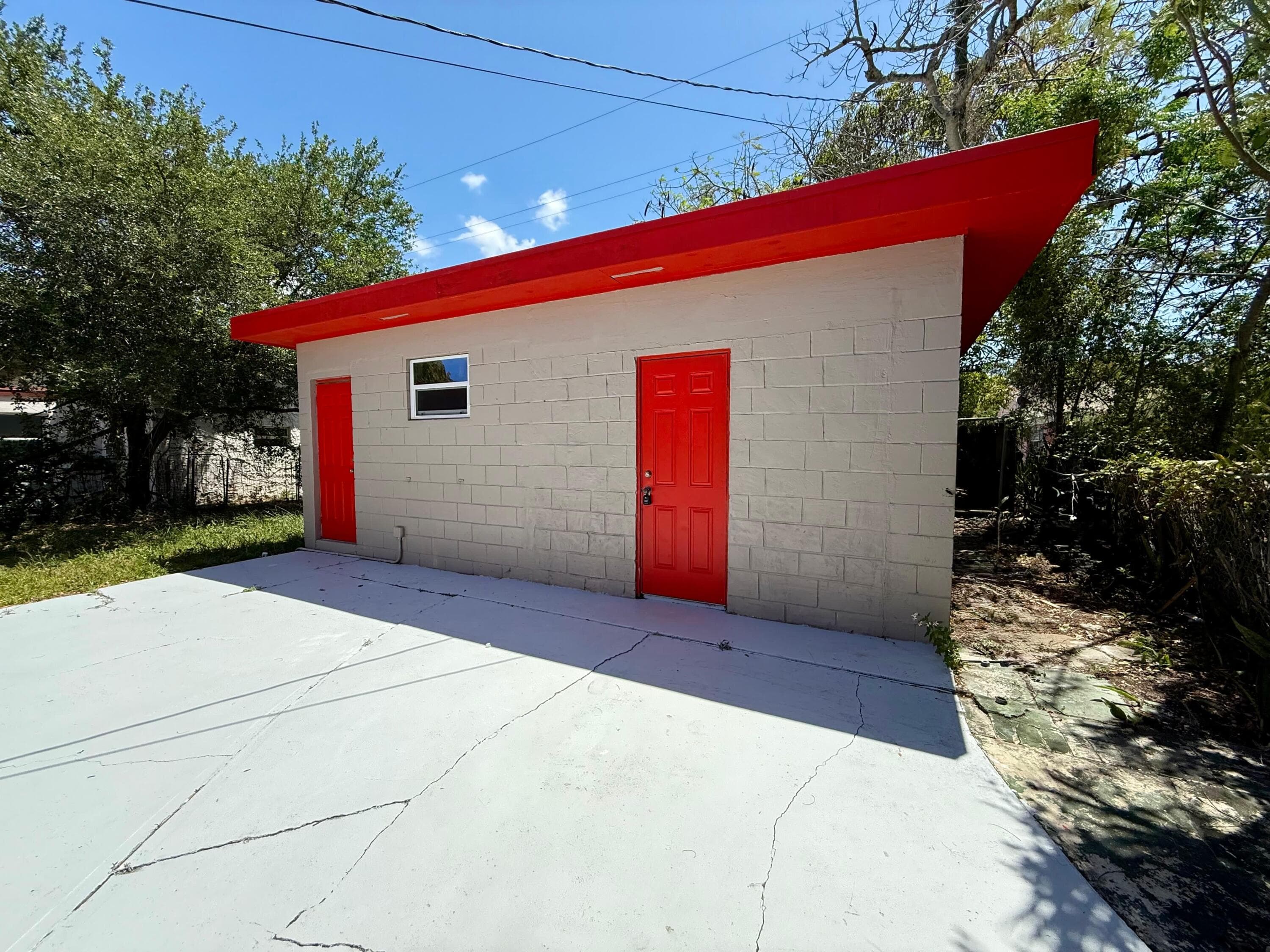 926 33rd Street Back, West Palm Beach, FL 33407 — photo 7 of 7