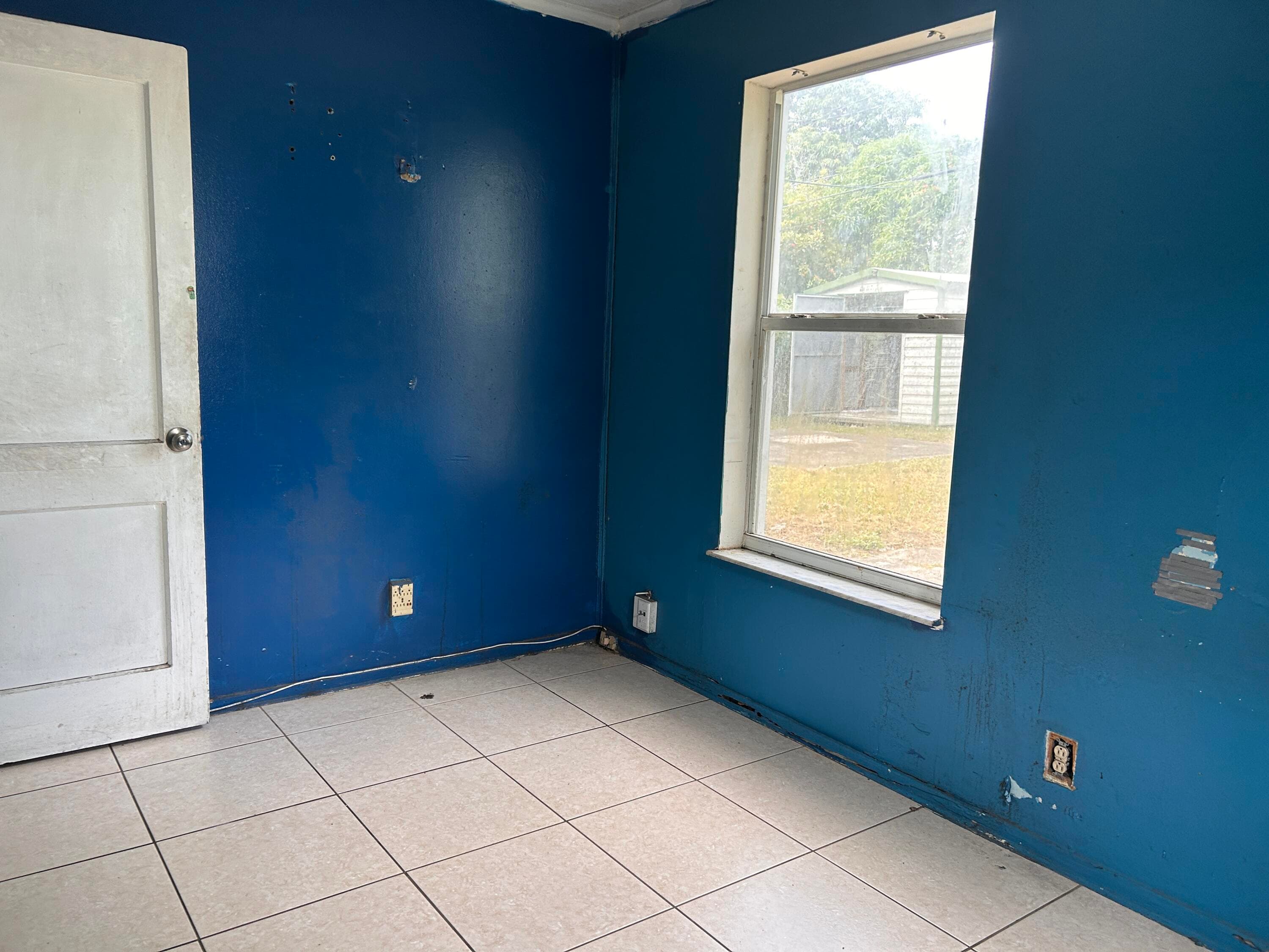 840 W 2nd Street, Riviera Beach, FL 33404 — photo 6 of 16
