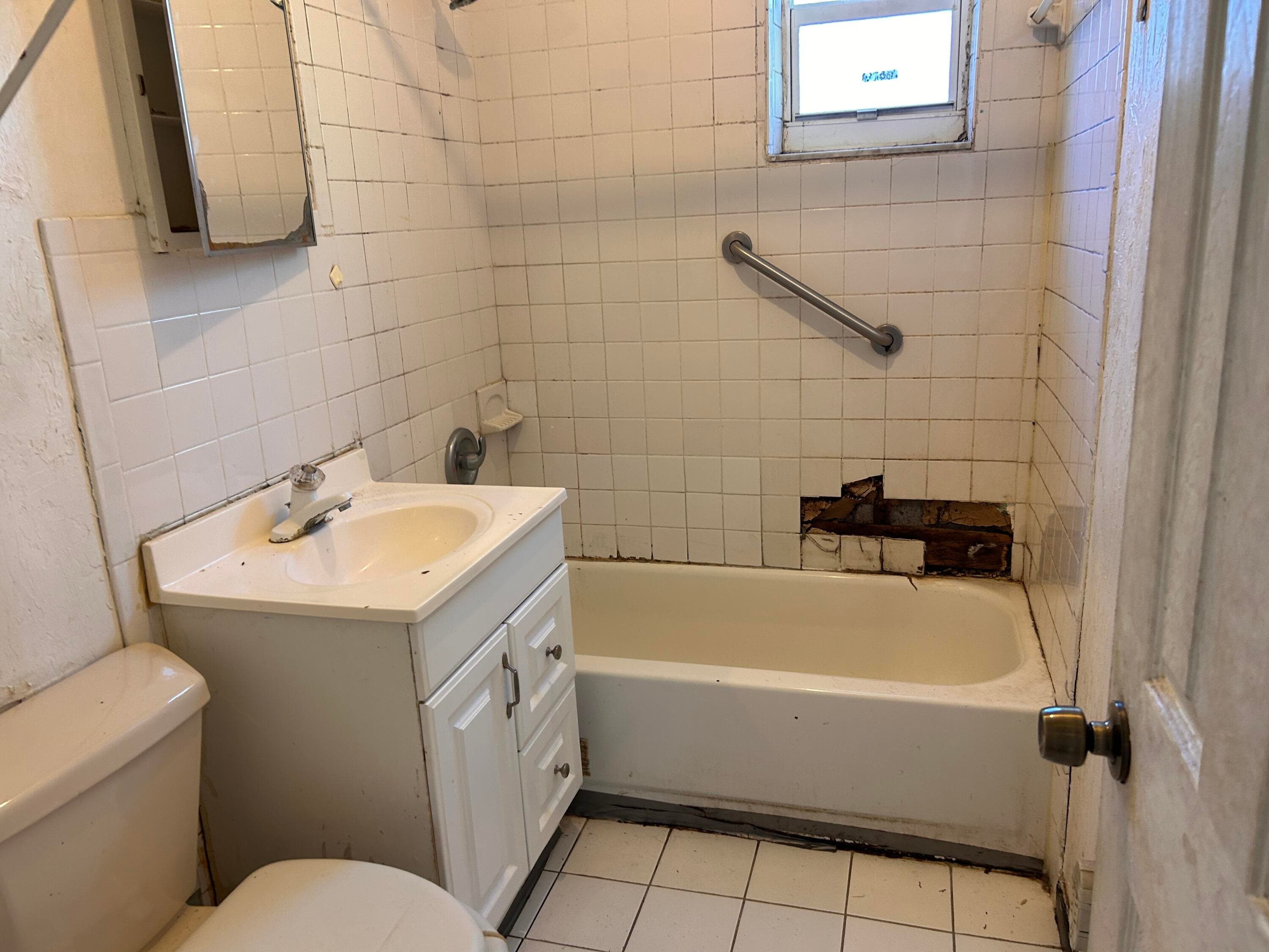 840 W 2nd Street, Riviera Beach, FL 33404 — photo 7 of 16