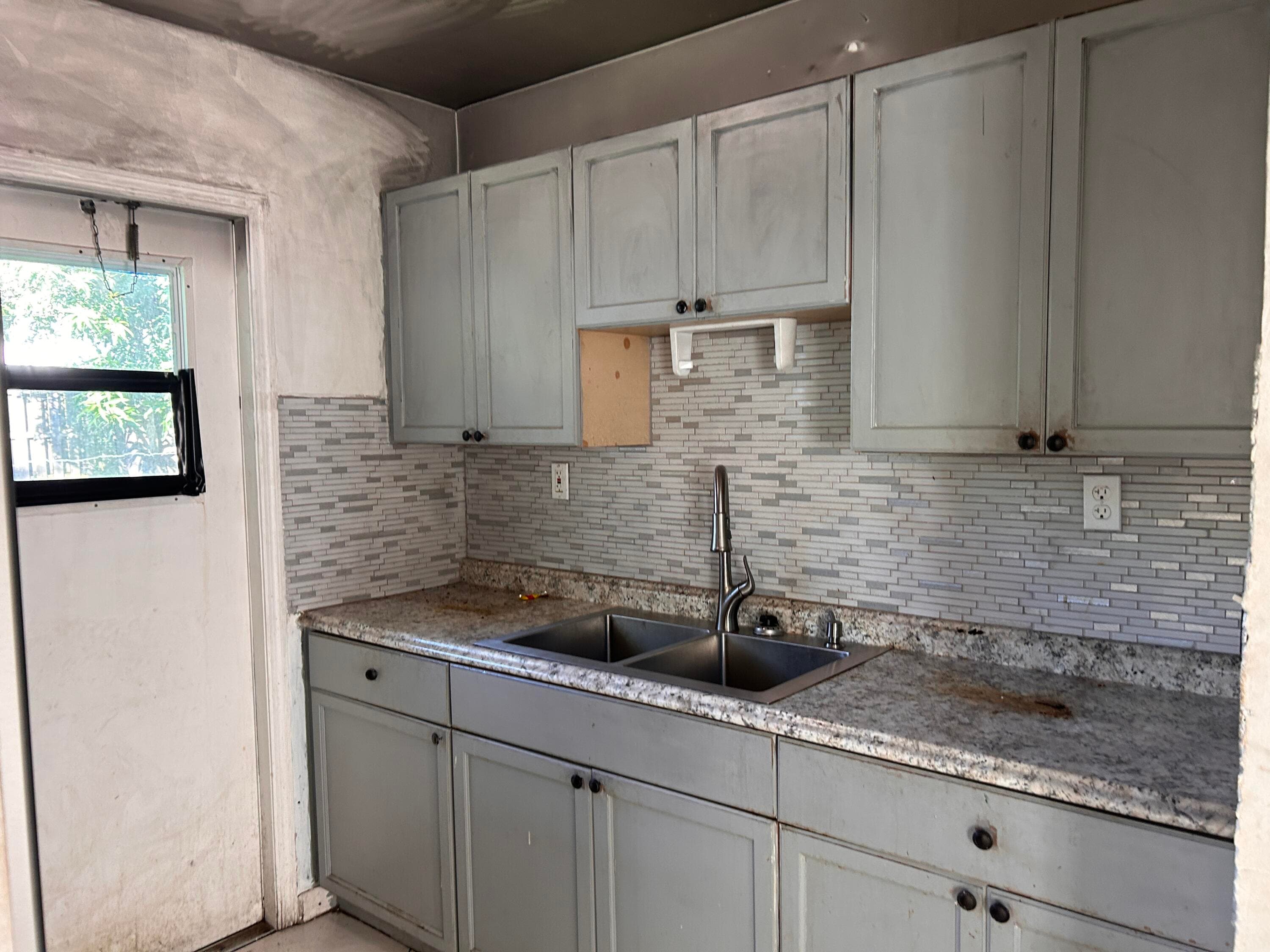840 W 2nd Street, Riviera Beach, FL 33404 — photo 11 of 16