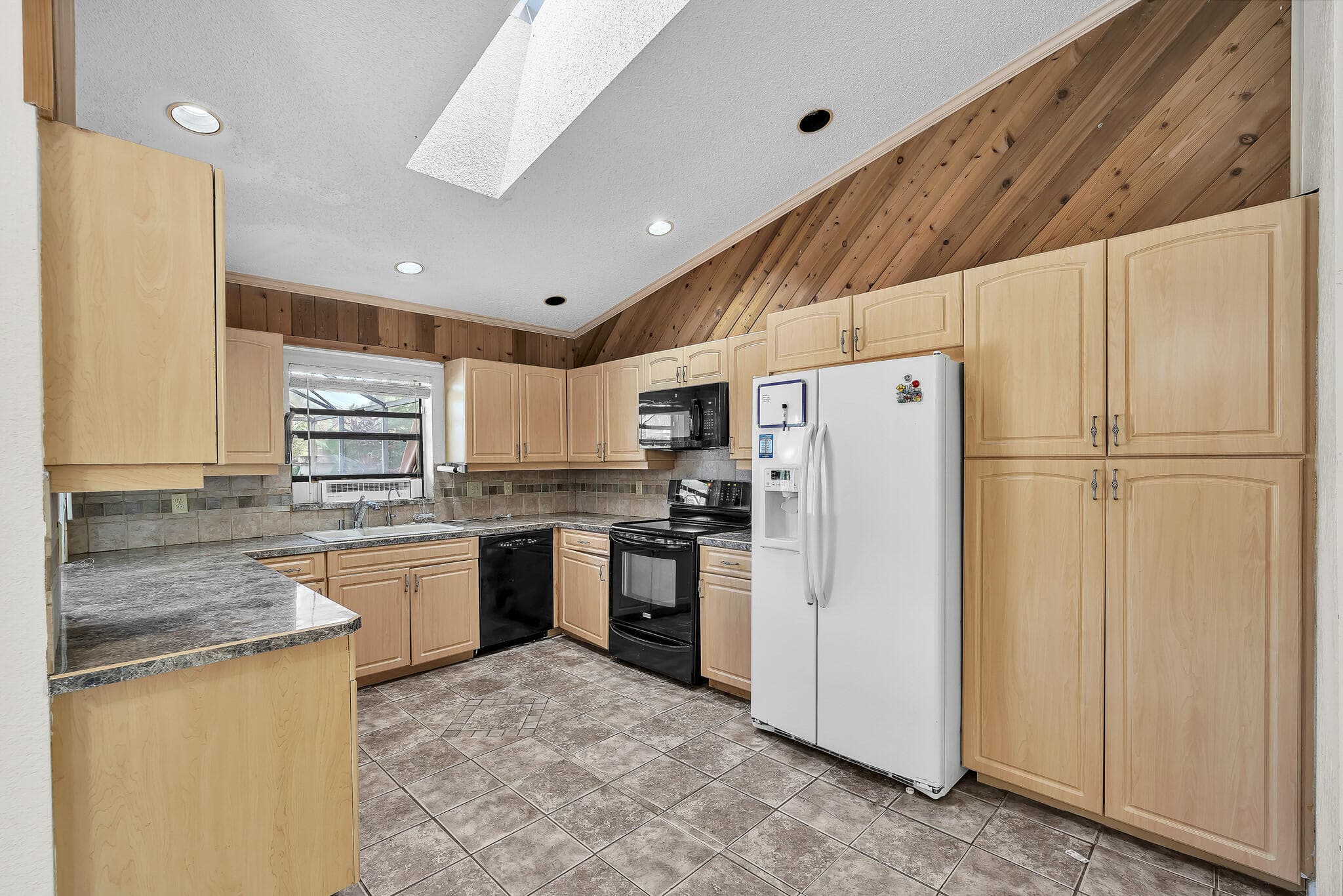 4377 NW 88th Terrace, Coral Springs, FL 33065 — photo 16 of 63