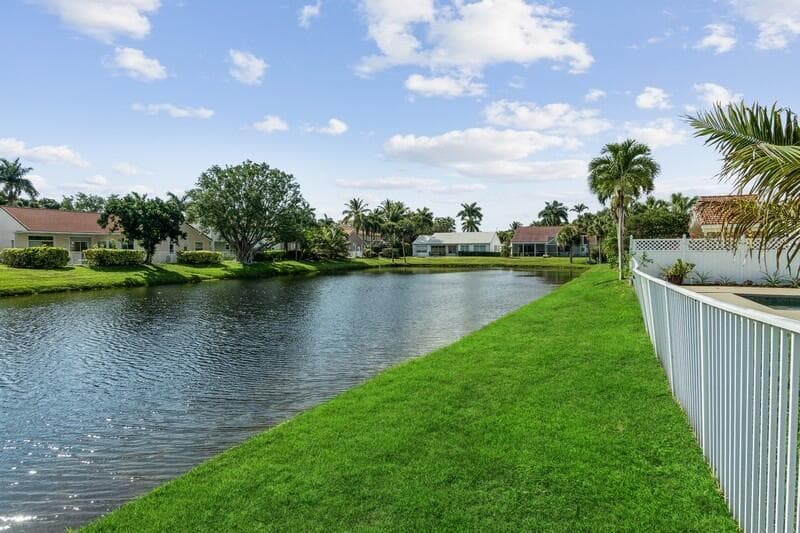1049 Siena Oaks Circle E, Palm Beach Gardens, FL 33410 — photo 23 of 43