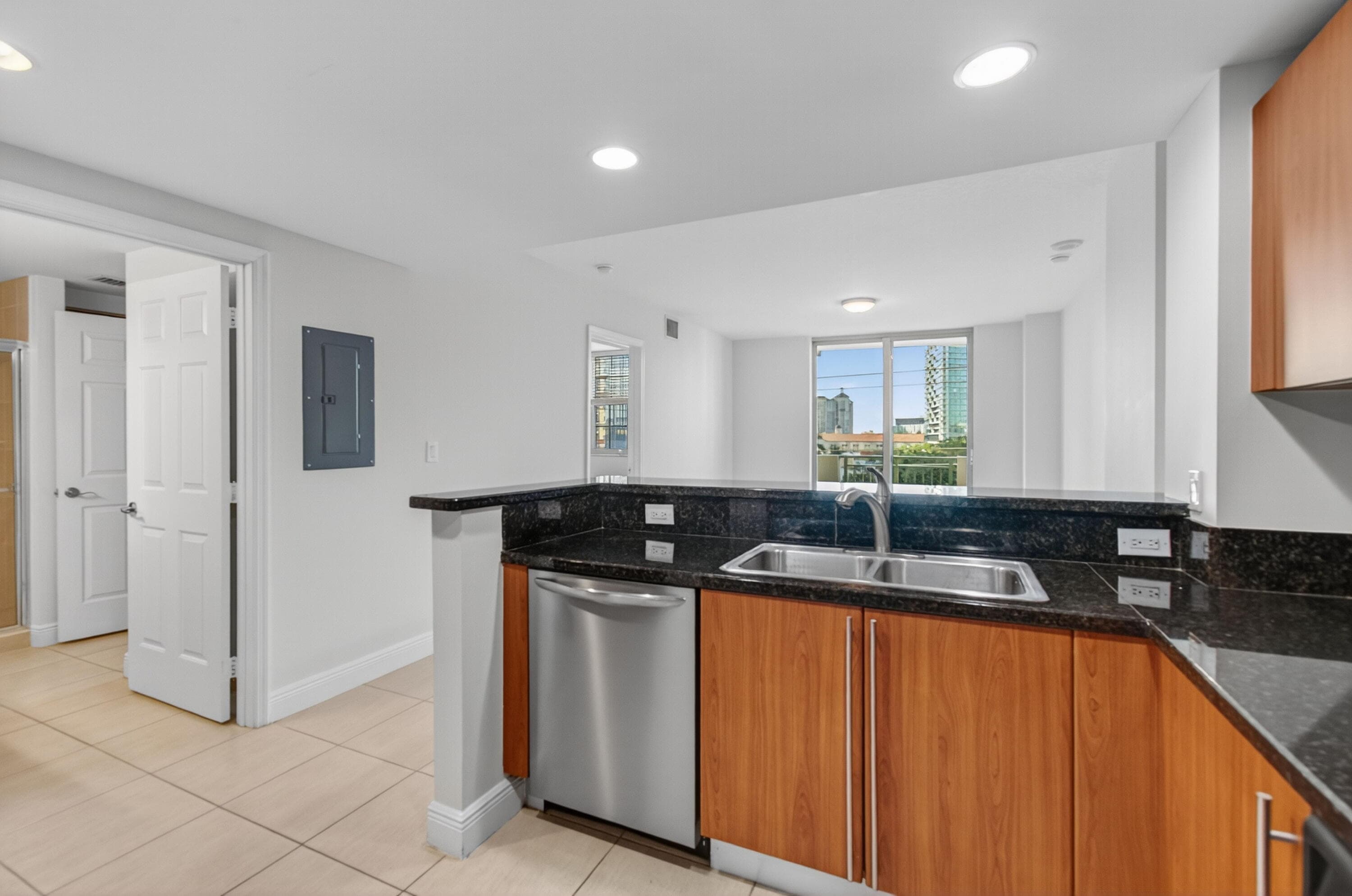 610 Clematis Street 532, West Palm Beach, FL 33401 — photo 29 of 63