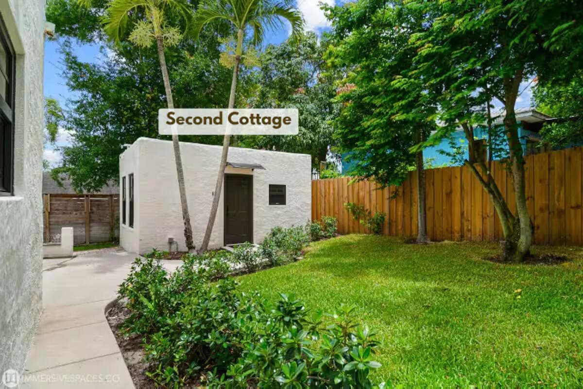 828 35th Street, West Palm Beach, FL 33407 — photo 24 of 33
