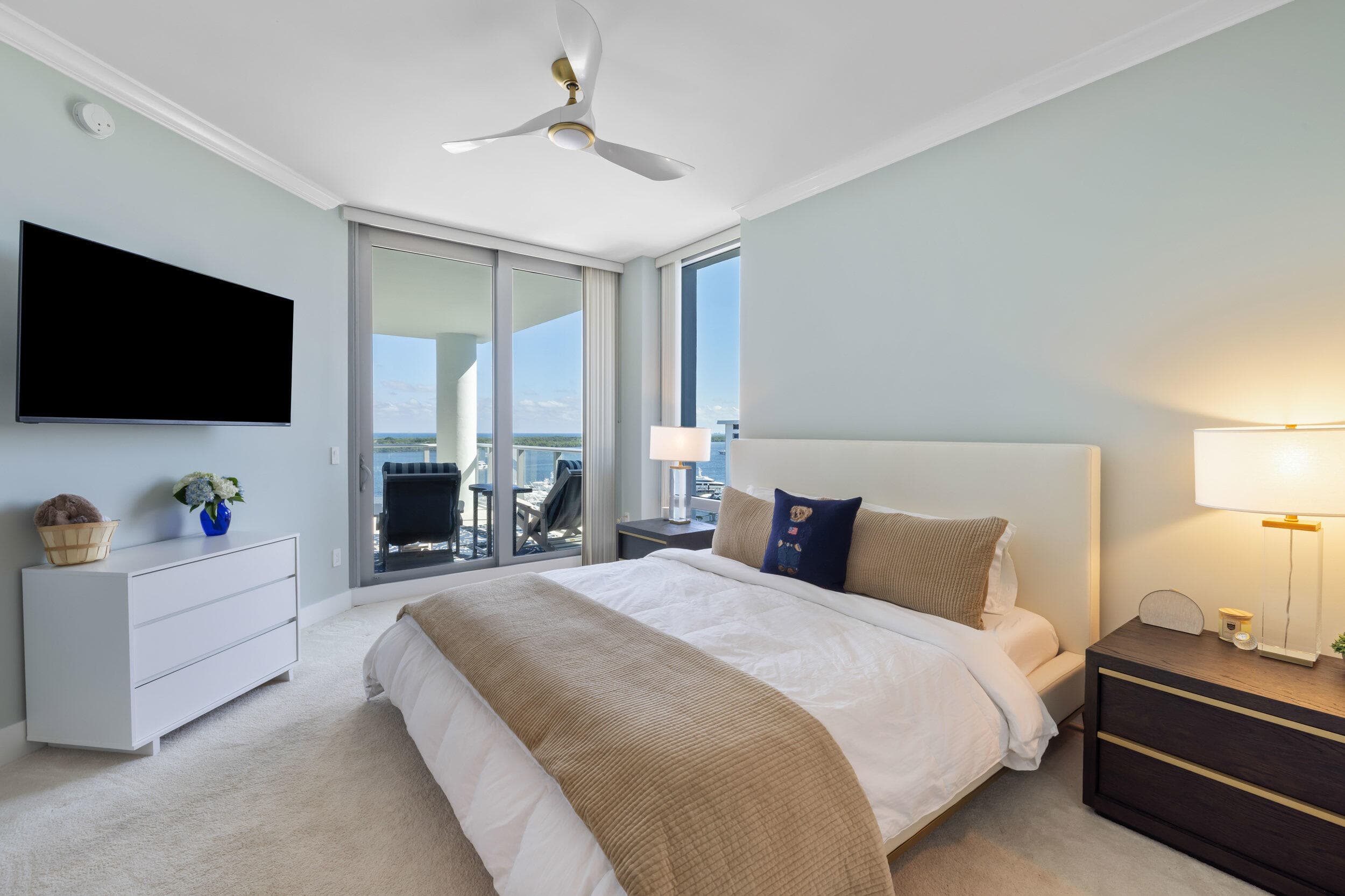 2 Water Club Way 1003, North Palm Beach, FL 33408 — photo 11 of 37