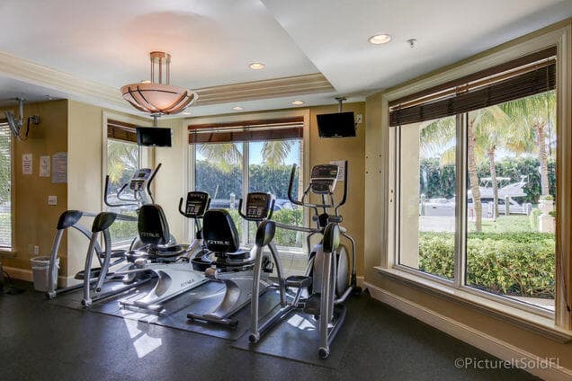 806 E Windward Way 401, Lantana, FL 33462 — photo 23 of 26