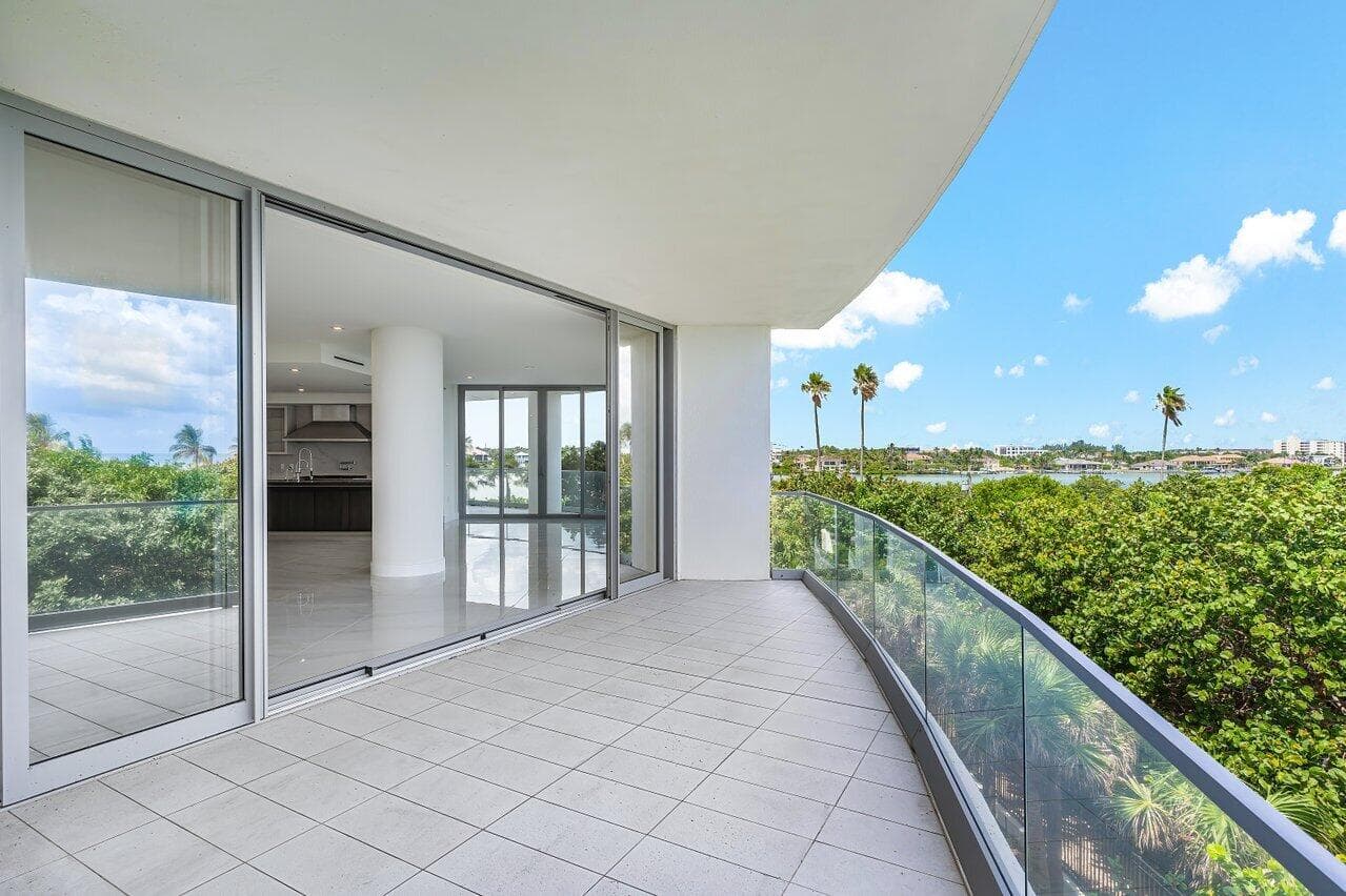 1500 S Beach Road 301, Tequesta, FL 33469 — photo 10 of 21