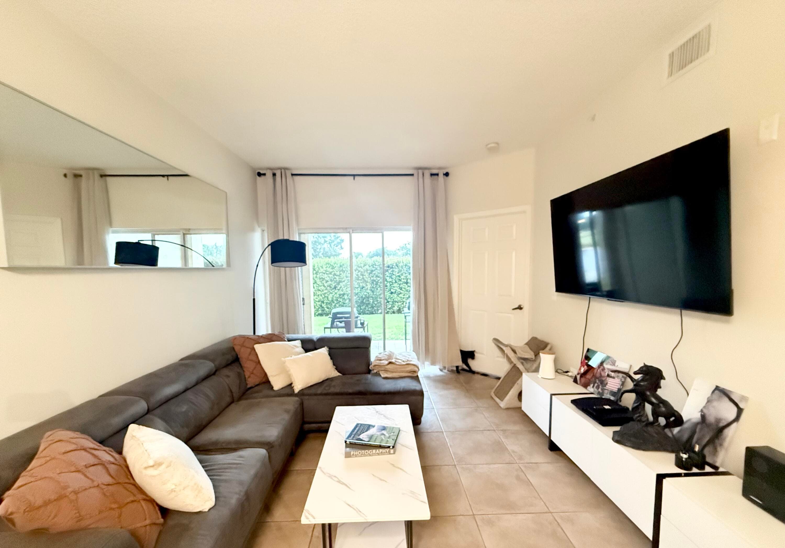 2100 Greenview Shores Boulevard 508, Wellington, FL 33414 — photo 4 of 7