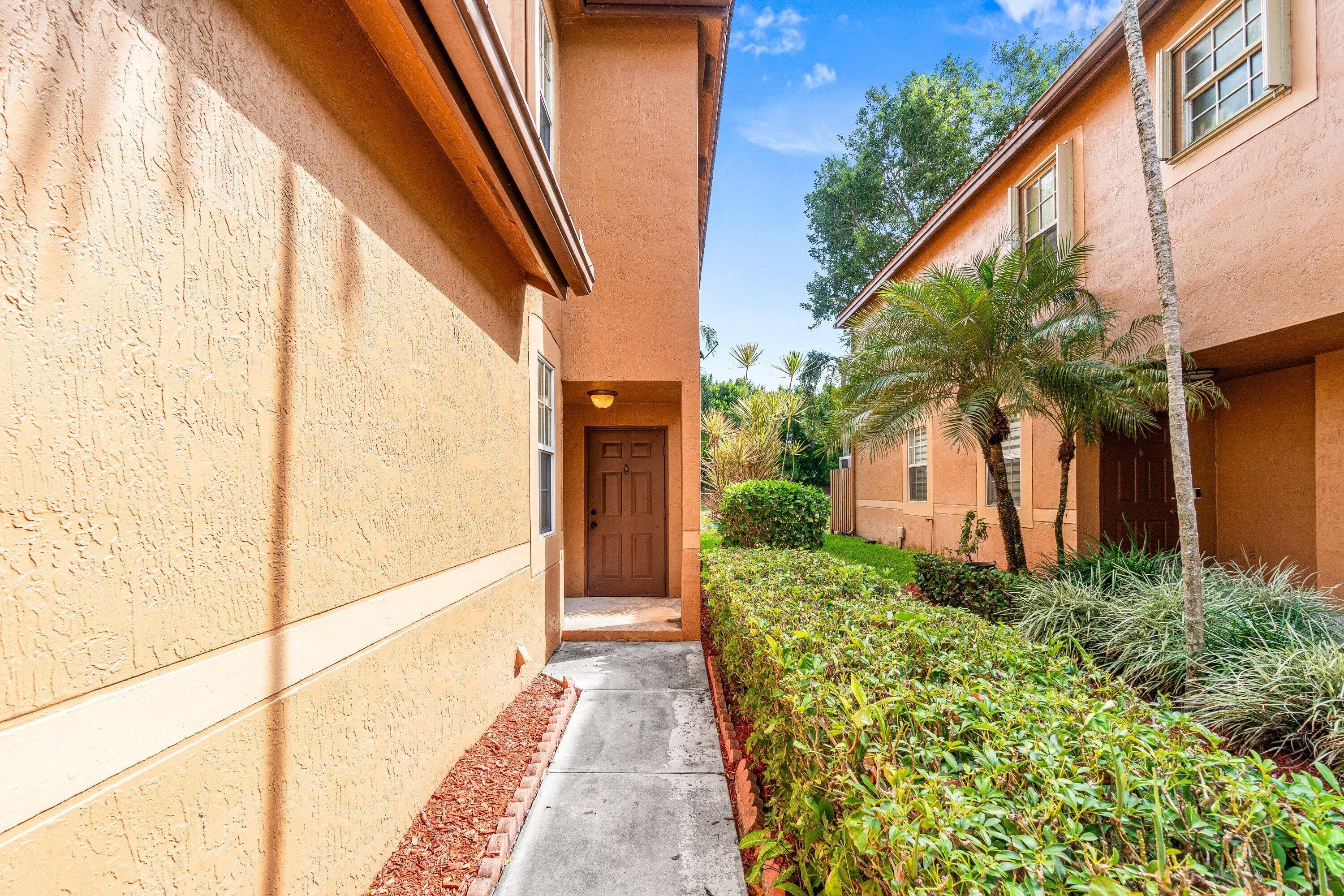 1588 Veracruz Lane 1588, Weston, FL 33327 — photo 13 of 41