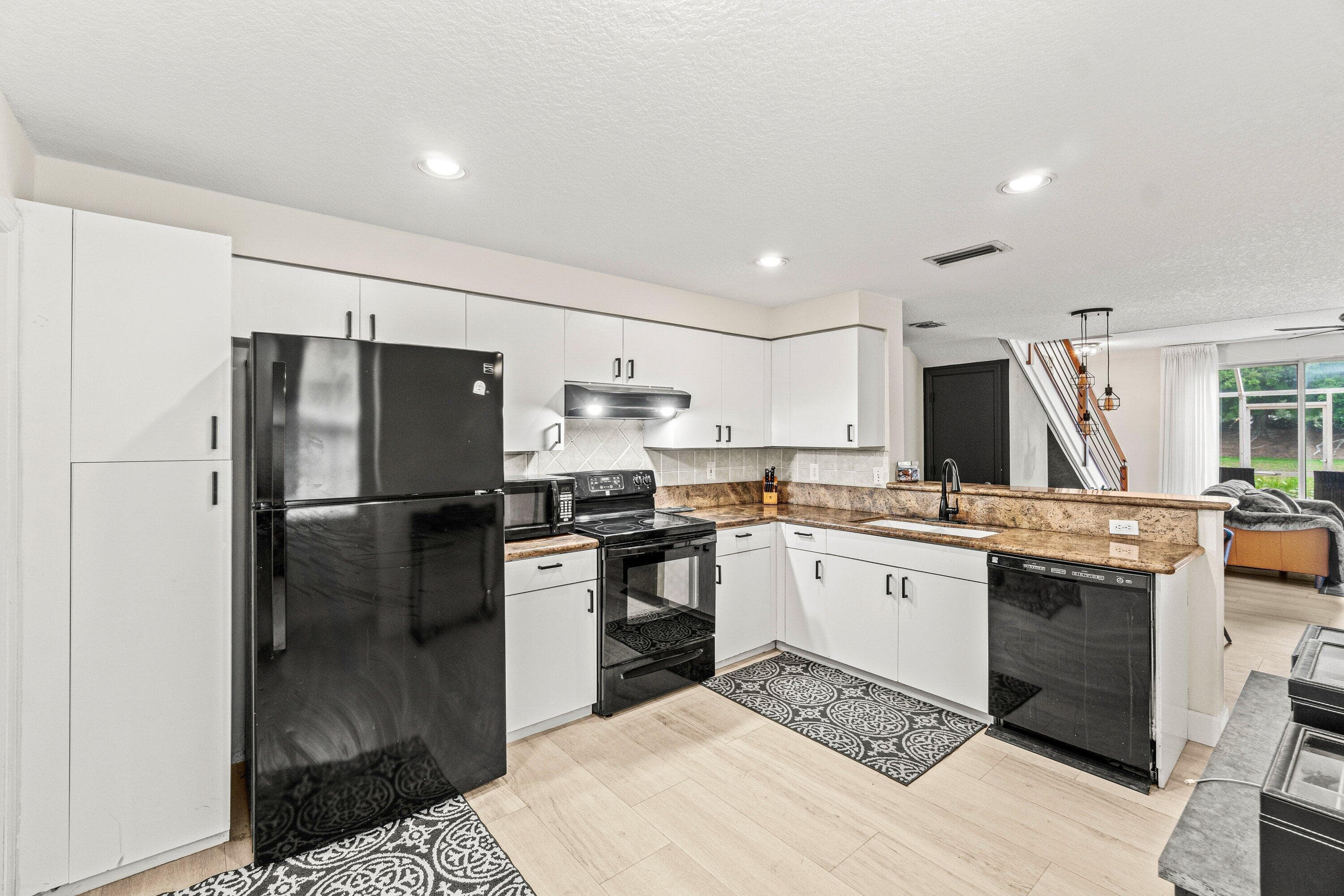 1588 Veracruz Lane 1588, Weston, FL 33327 — photo 3 of 41