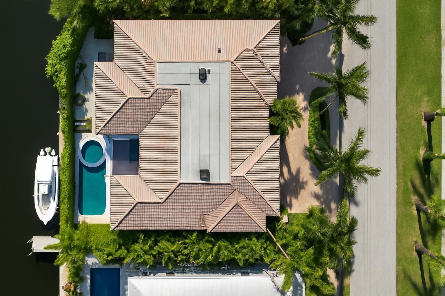 712 NE 71st Street, Boca Raton, FL 33487 — photo 12 of 111
