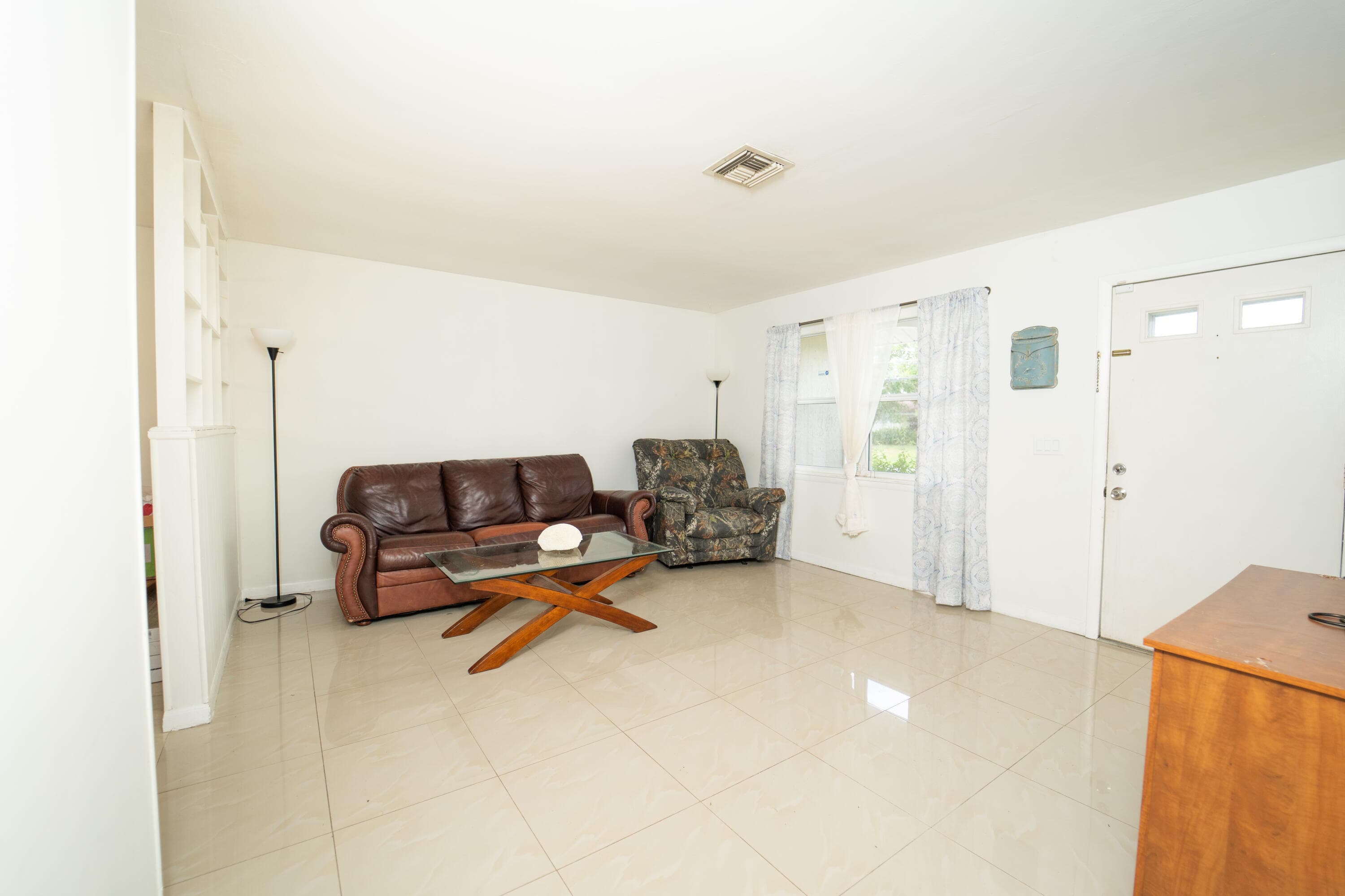 382 SE Evans Avenue, Port St. Lucie, FL 34984 — photo 2 of 23
