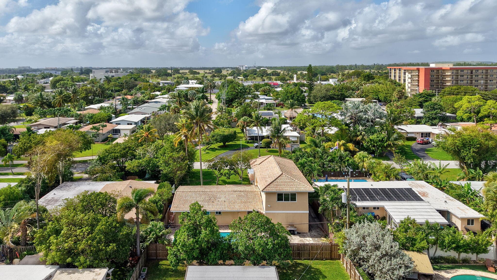 1300 NE 26th Avenue NE, Pompano Beach, FL 33062 — photo 7 of 68