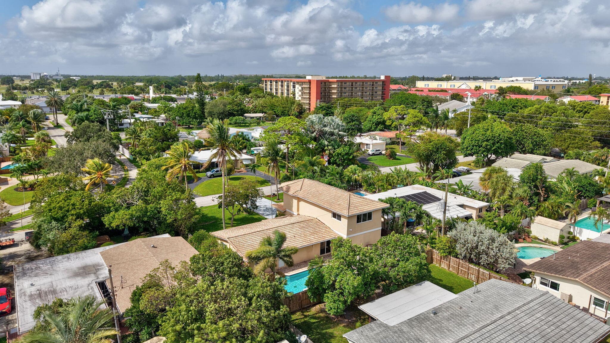 1300 NE 26th Avenue NE, Pompano Beach, FL 33062 — photo 8 of 68